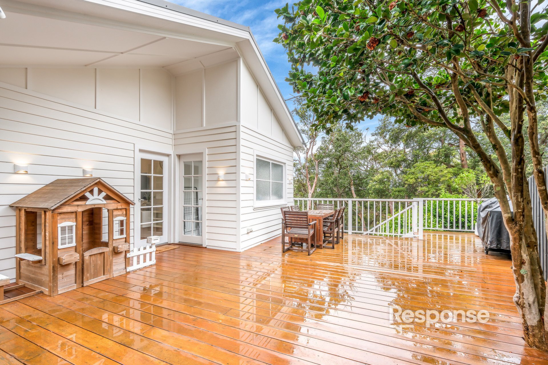 19 Martin Place, Faulconbridge Sold by ResponseRE - image 1