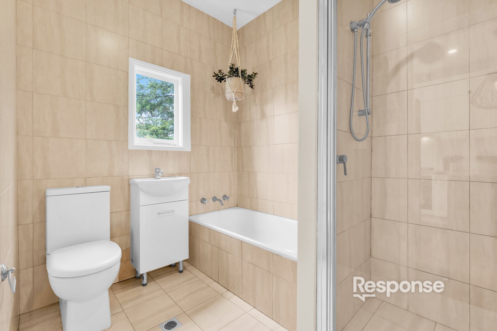 19 Martin Place, Faulconbridge Sold by ResponseRE - image 1