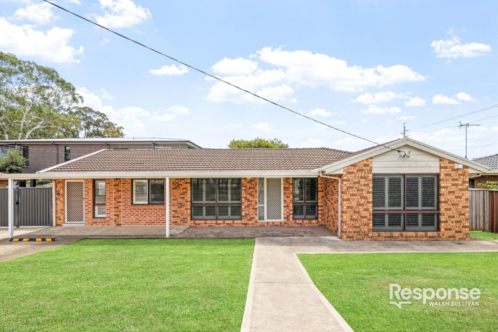 4 Austin Woodbury Place, Toongabbie Sold by ResponseRE Walsh Sullivan Northmead - image 1