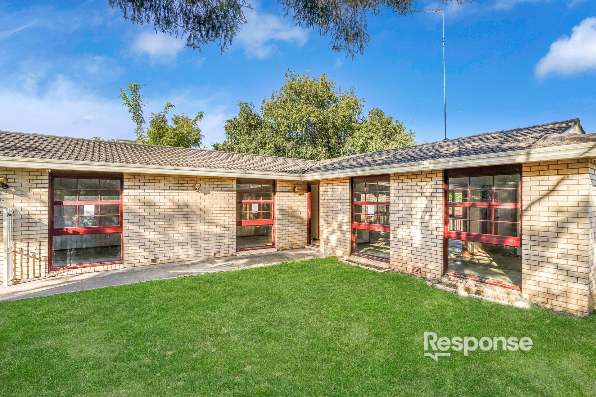 40 Ladbury Avenue, Penrith Sold by ResponseRE - image 1