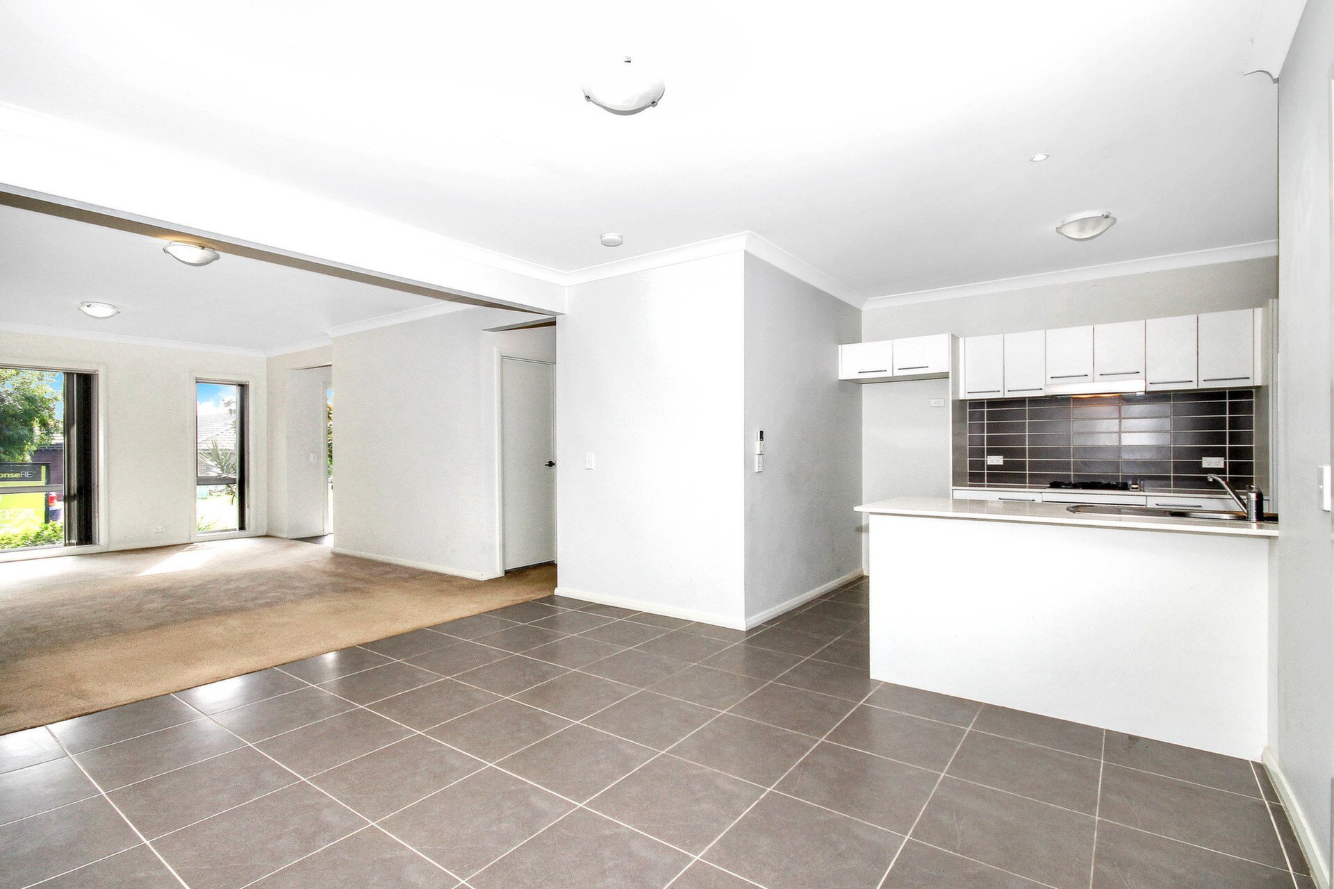 9 Treacy Avenue, Middleton Grange Leased by Response Real Estate Penrith - image 1