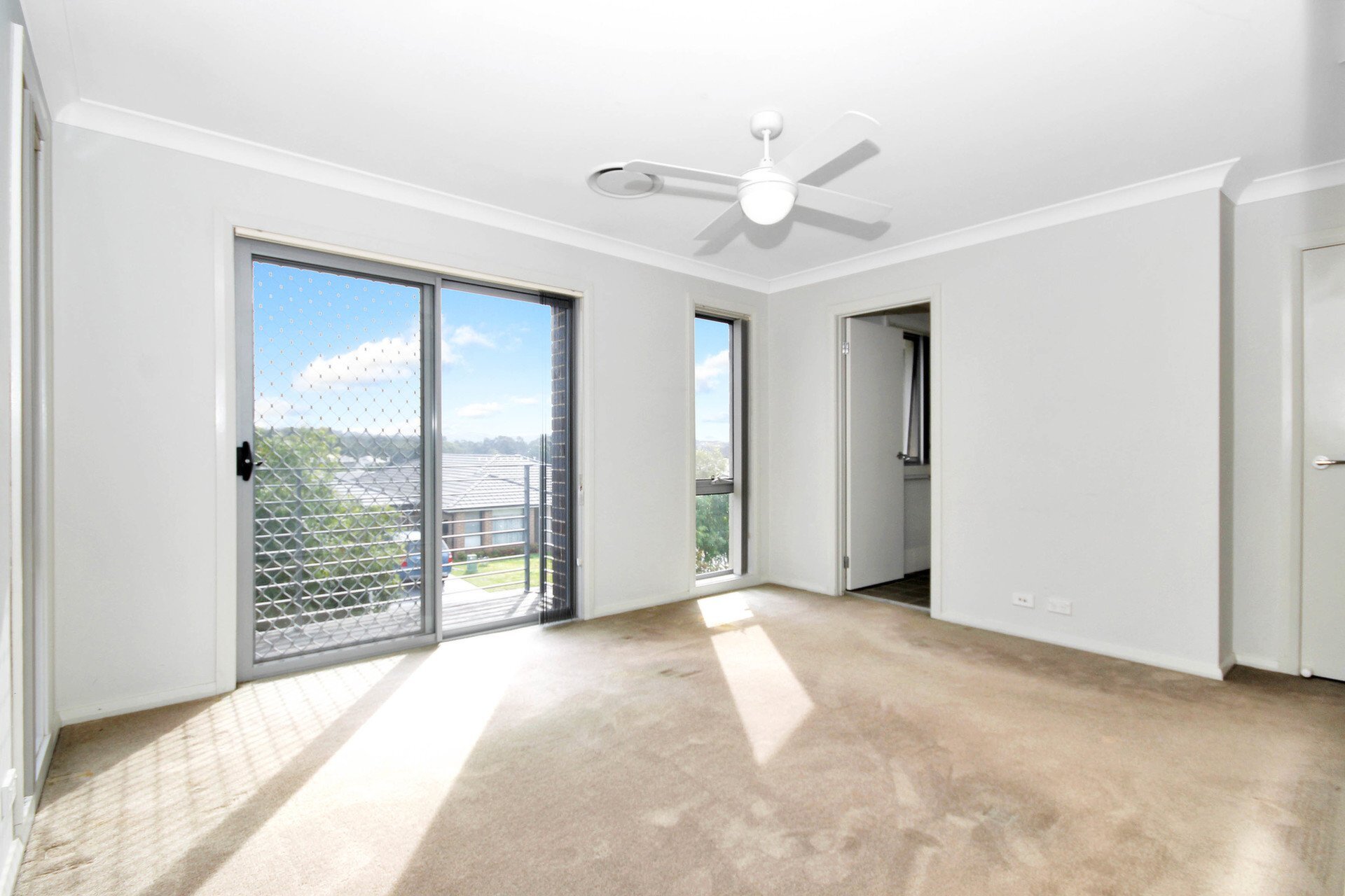9 Treacy Avenue, Middleton Grange Leased by Response Real Estate Penrith - image 1