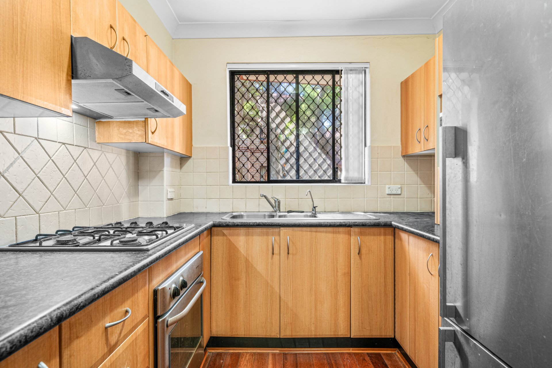 7/146 Station Street, Wentworthville Sold by ResponseRE Walsh Sullivan Northmead - image 1