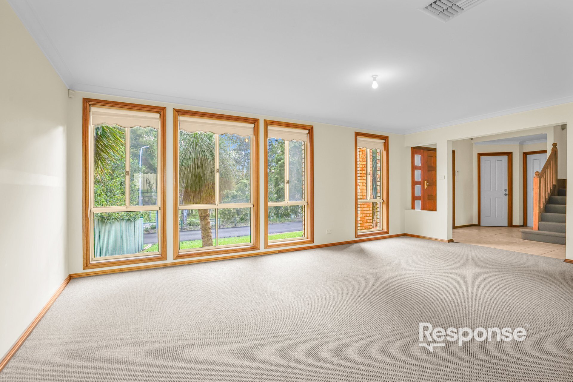 9 Devaney Avenue, Glenmore Park Sold by ResponseRE - image 1
