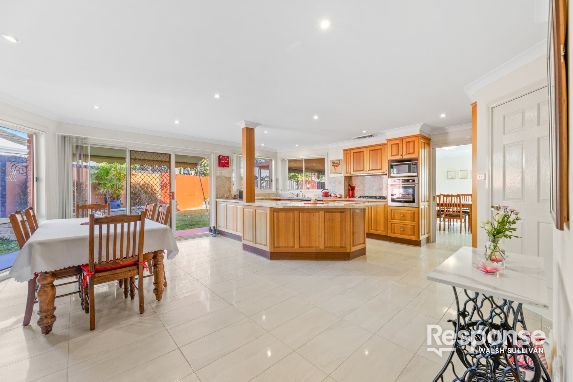 18 Avril Court, Kellyville Sold by ResponseRE Walsh Sullivan Northmead - image 1