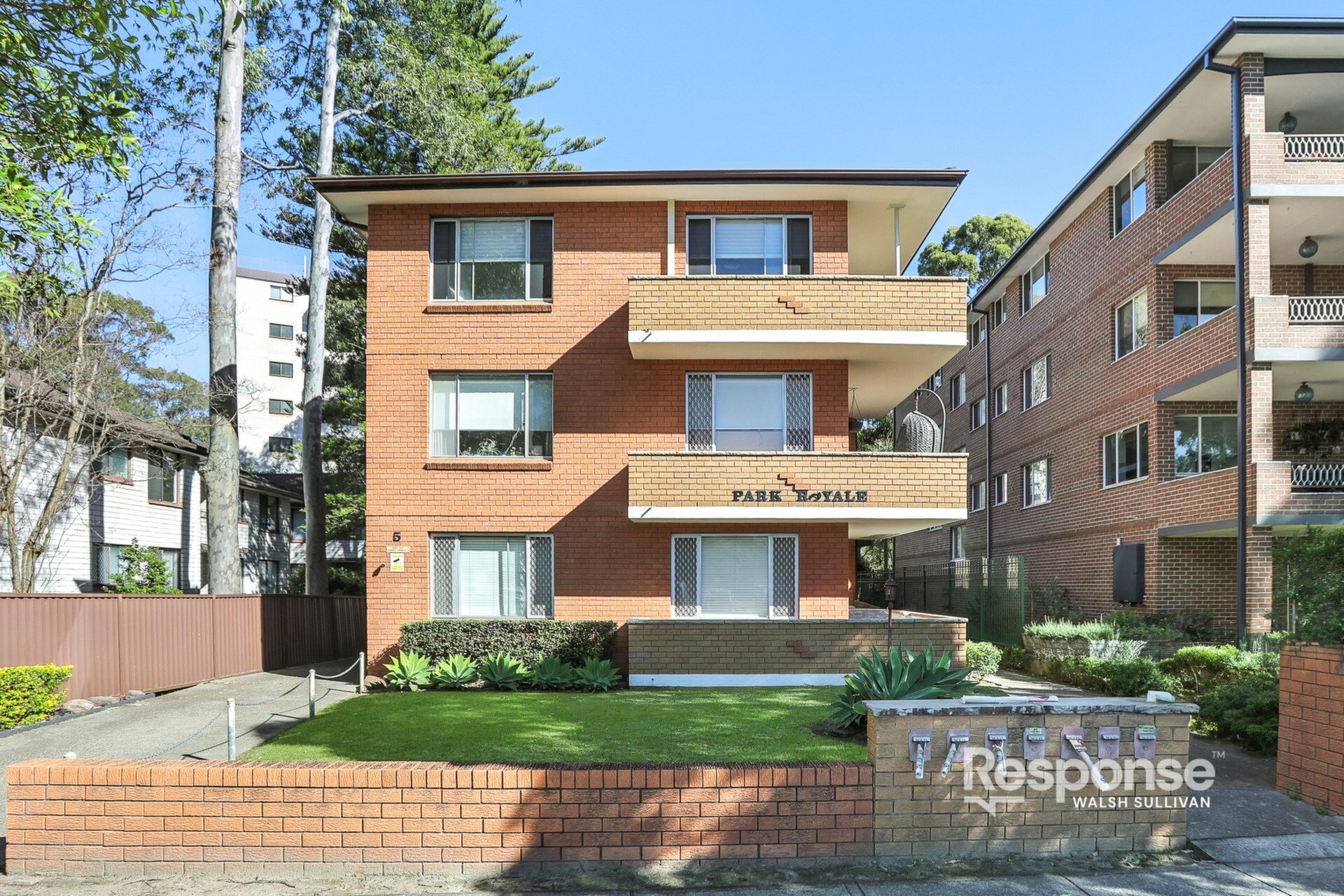 4/5 Castle Street, North Parramatta Sold by ResponseRE Walsh Sullivan Northmead - image 1