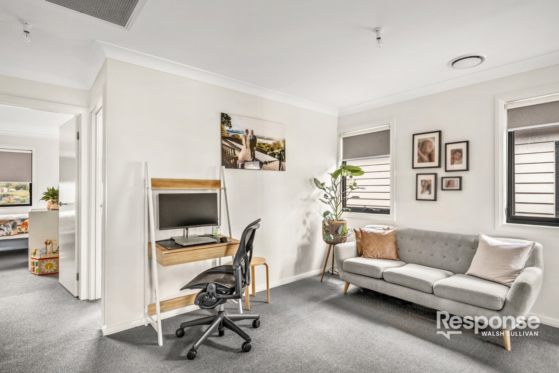 5 Honeysuckle Parade, Marsden Park Sold by ResponseRE Walsh Sullivan Northmead - image 1