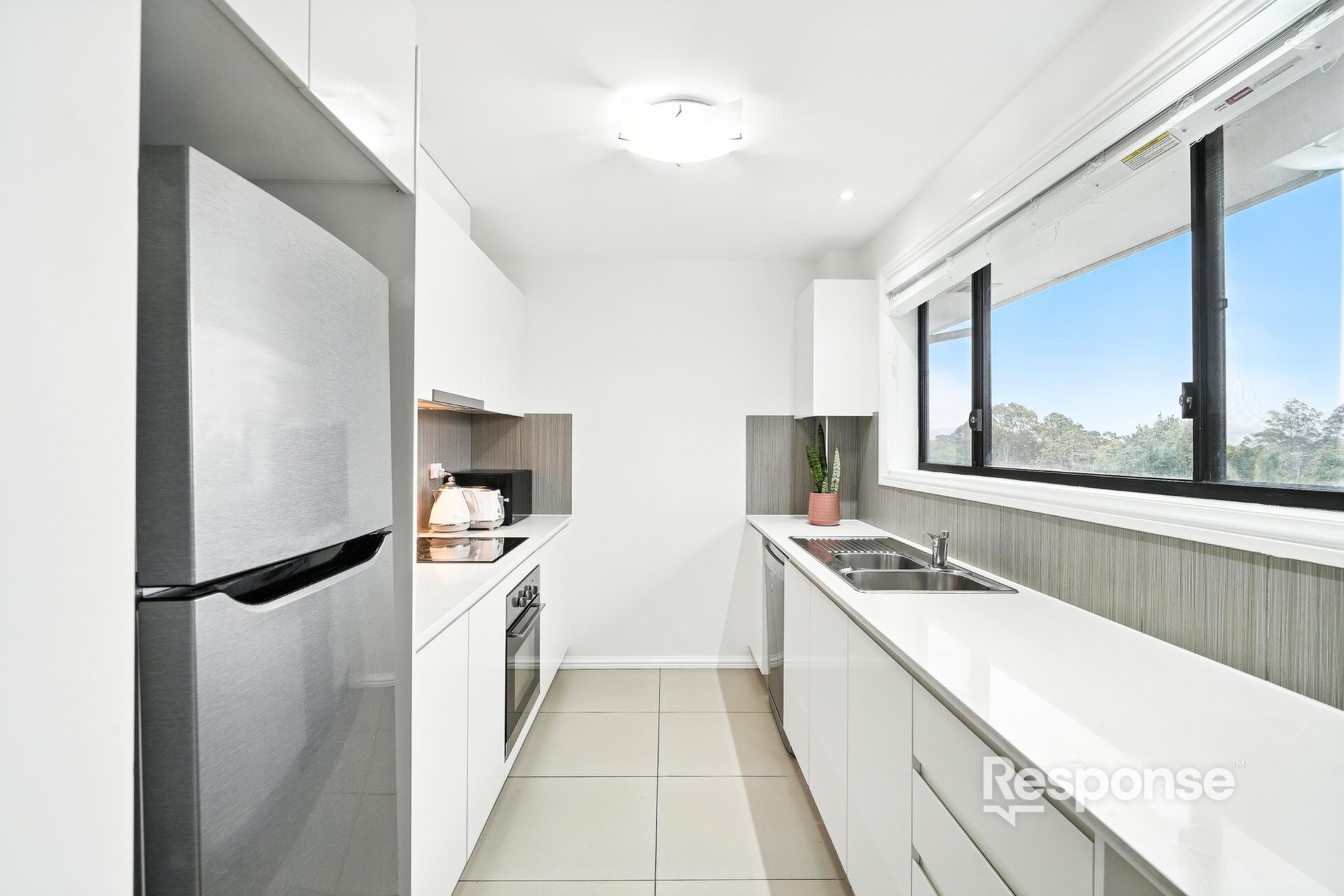 11/31 King Street, Penrith Sold by ResponseRE - image 1