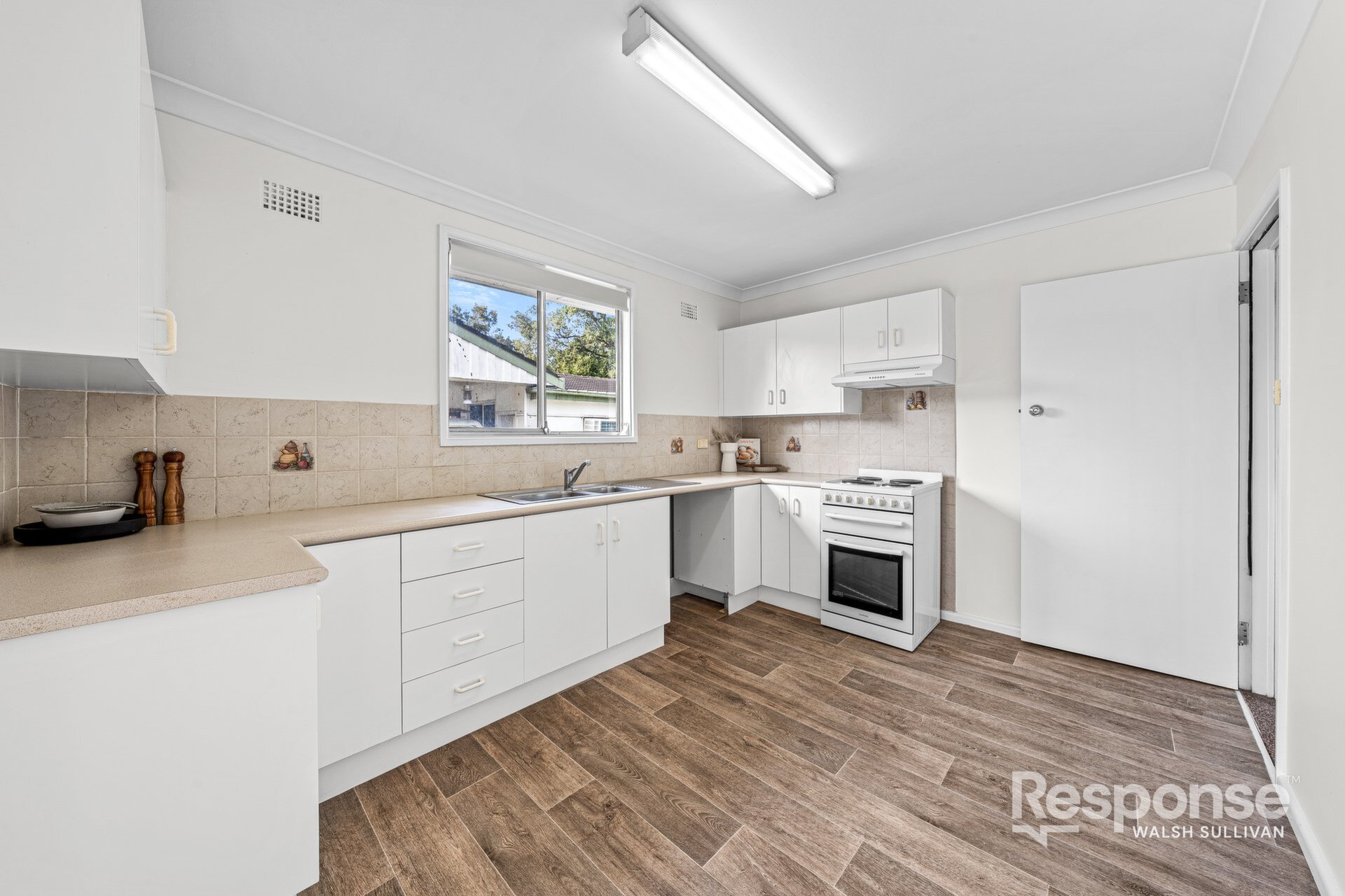 6 Brodie Street, Baulkham Hills Sold by ResponseRE Walsh Sullivan Northmead - image 1