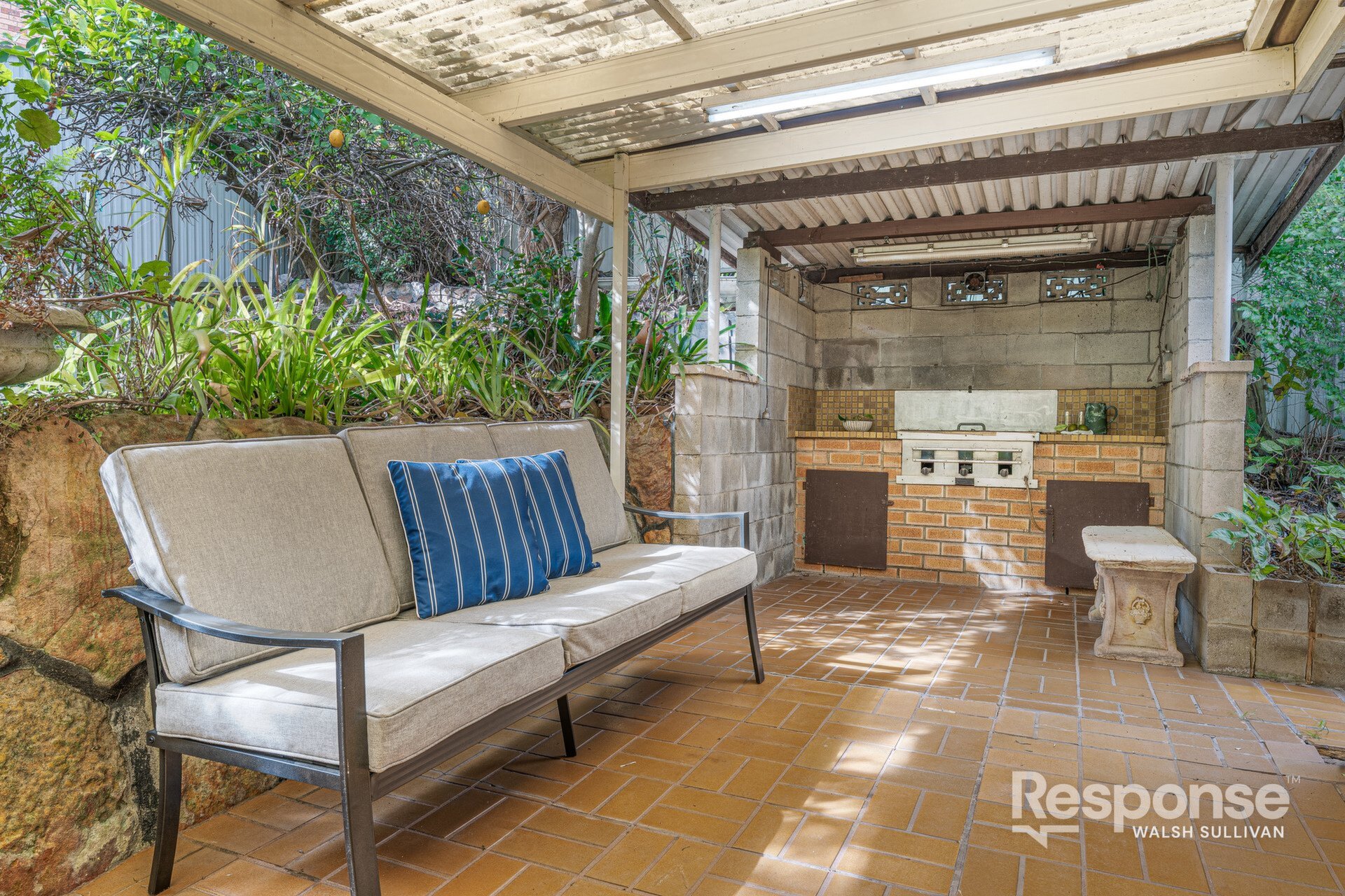 56 Rebecca Parade, Winston Hills Sold by ResponseRE Walsh Sullivan Northmead - image 1
