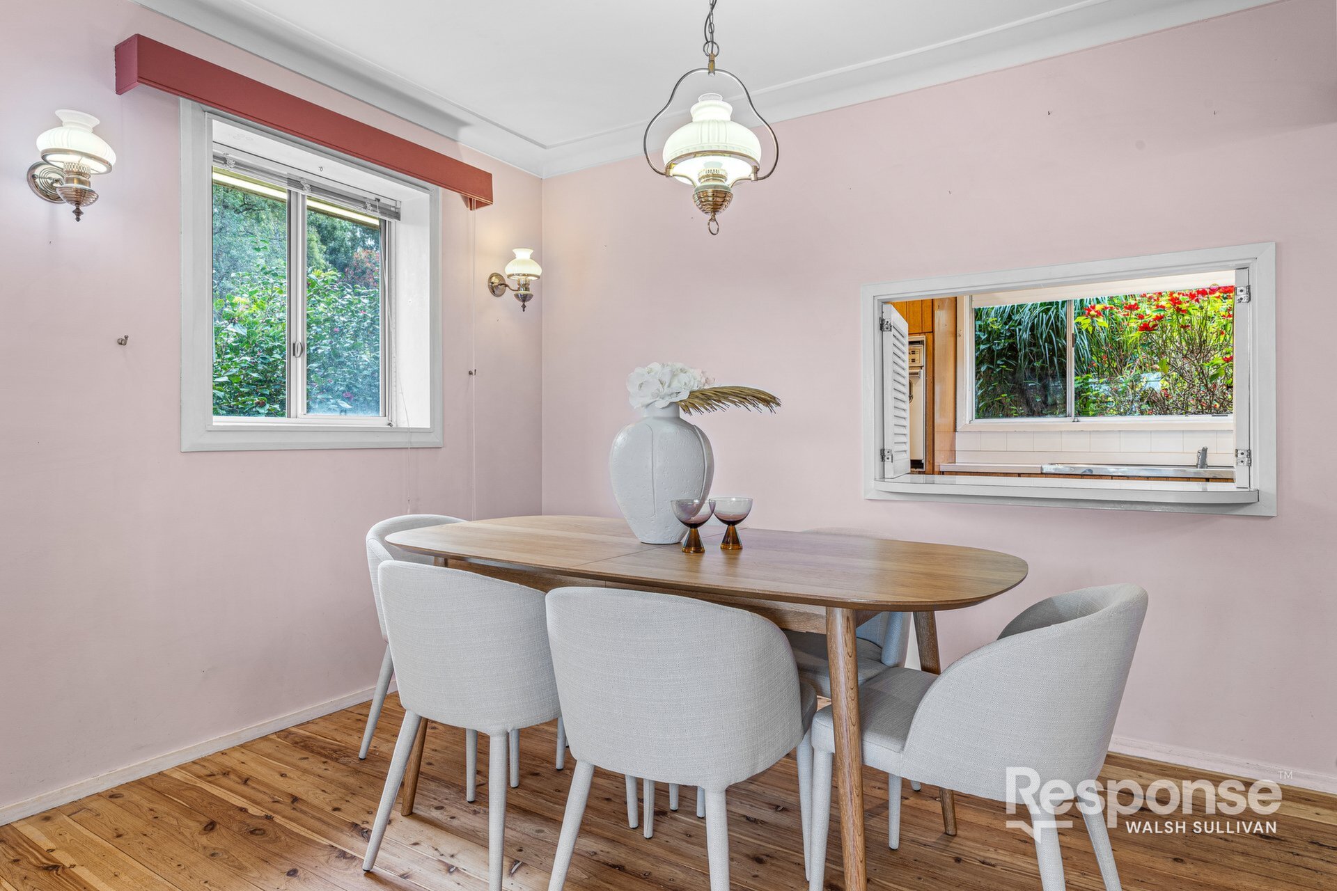 56 Rebecca Parade, Winston Hills Sold by ResponseRE Walsh Sullivan Northmead - image 1