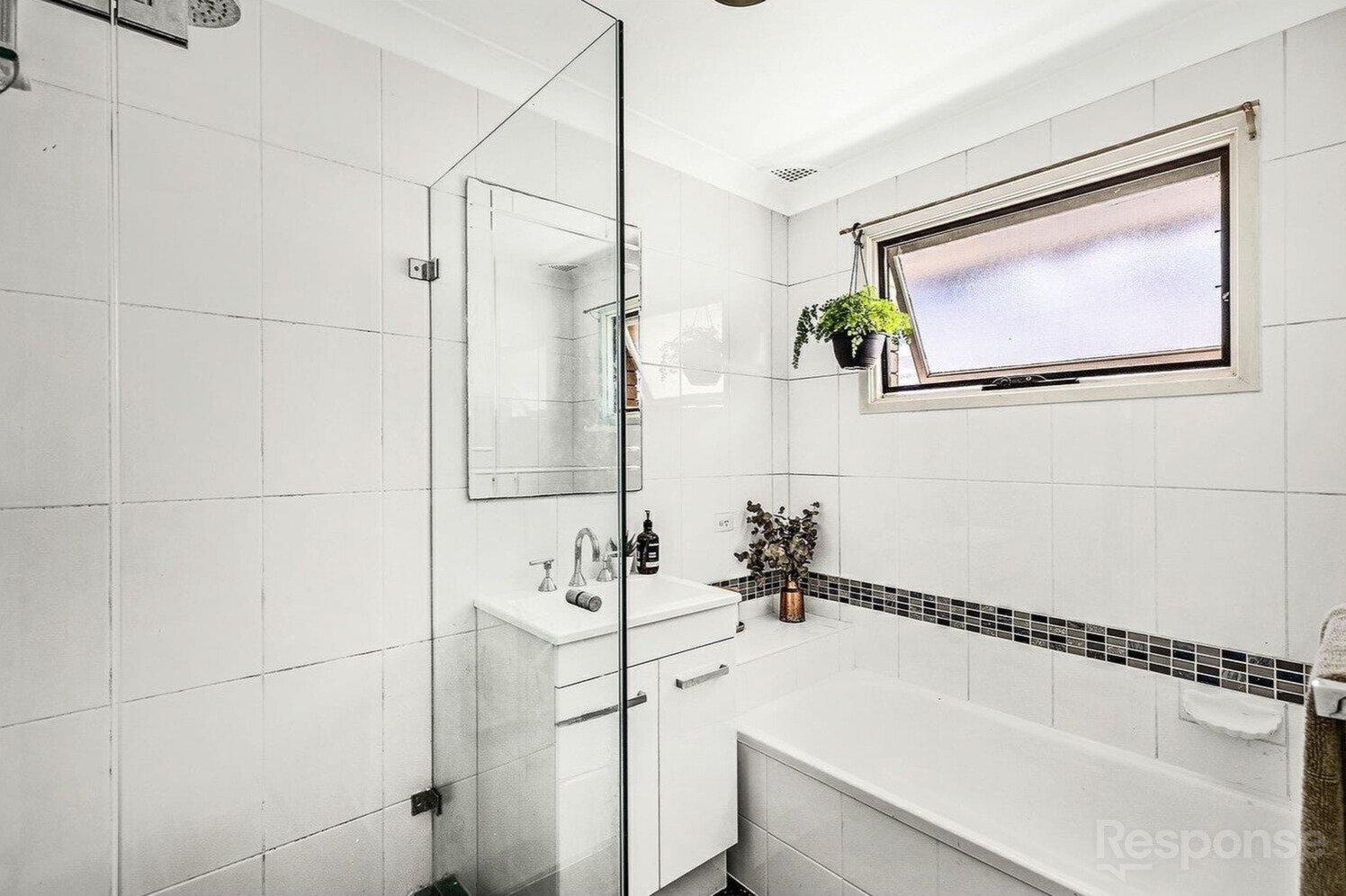 10 Gurner Place, Kellyville Sold by ResponseRE - image 1