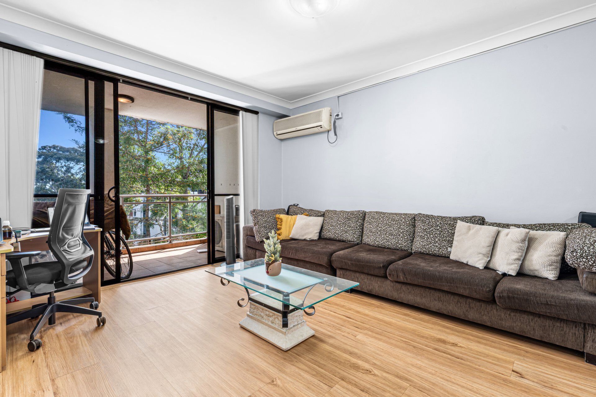29/16-24 Oxford Street, Blacktown Sold by ResponseRE - image 1