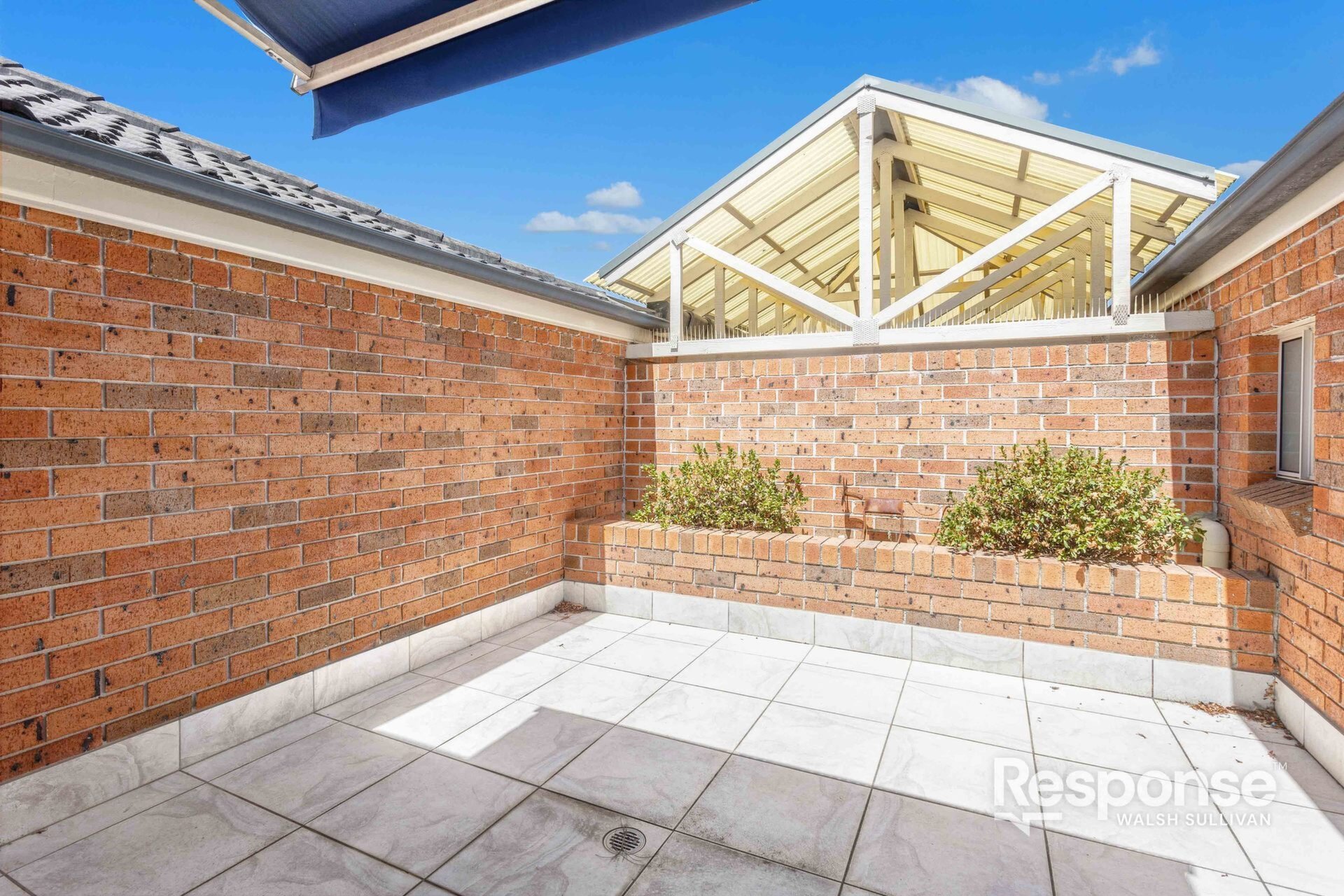8/18 Buckleys Road, Winston Hills Sold by ResponseRE Walsh Sullivan Northmead - image 1