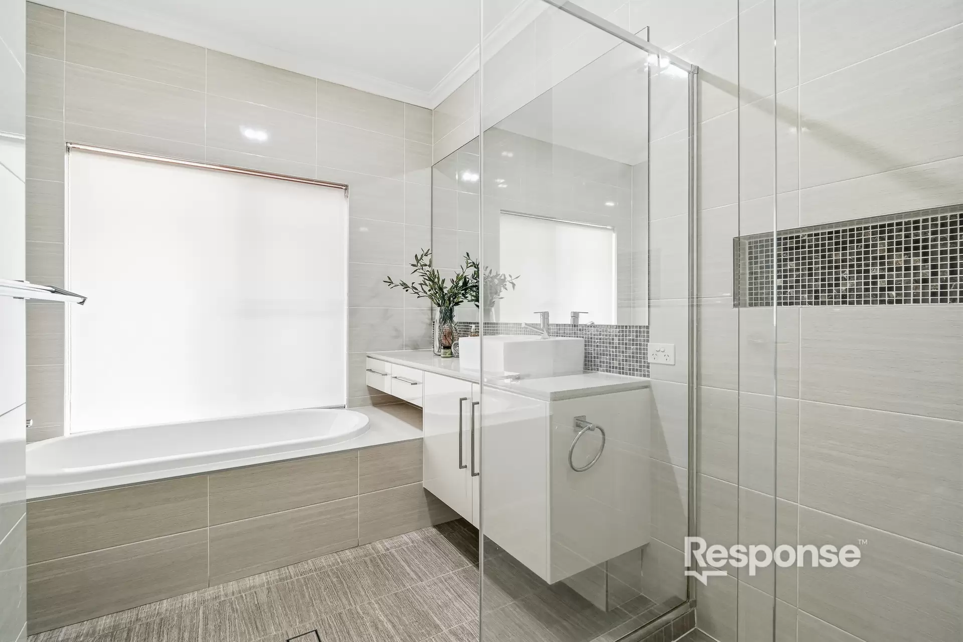 19 Tango Close, Jordan Springs Sold by ResponseRE - image 1