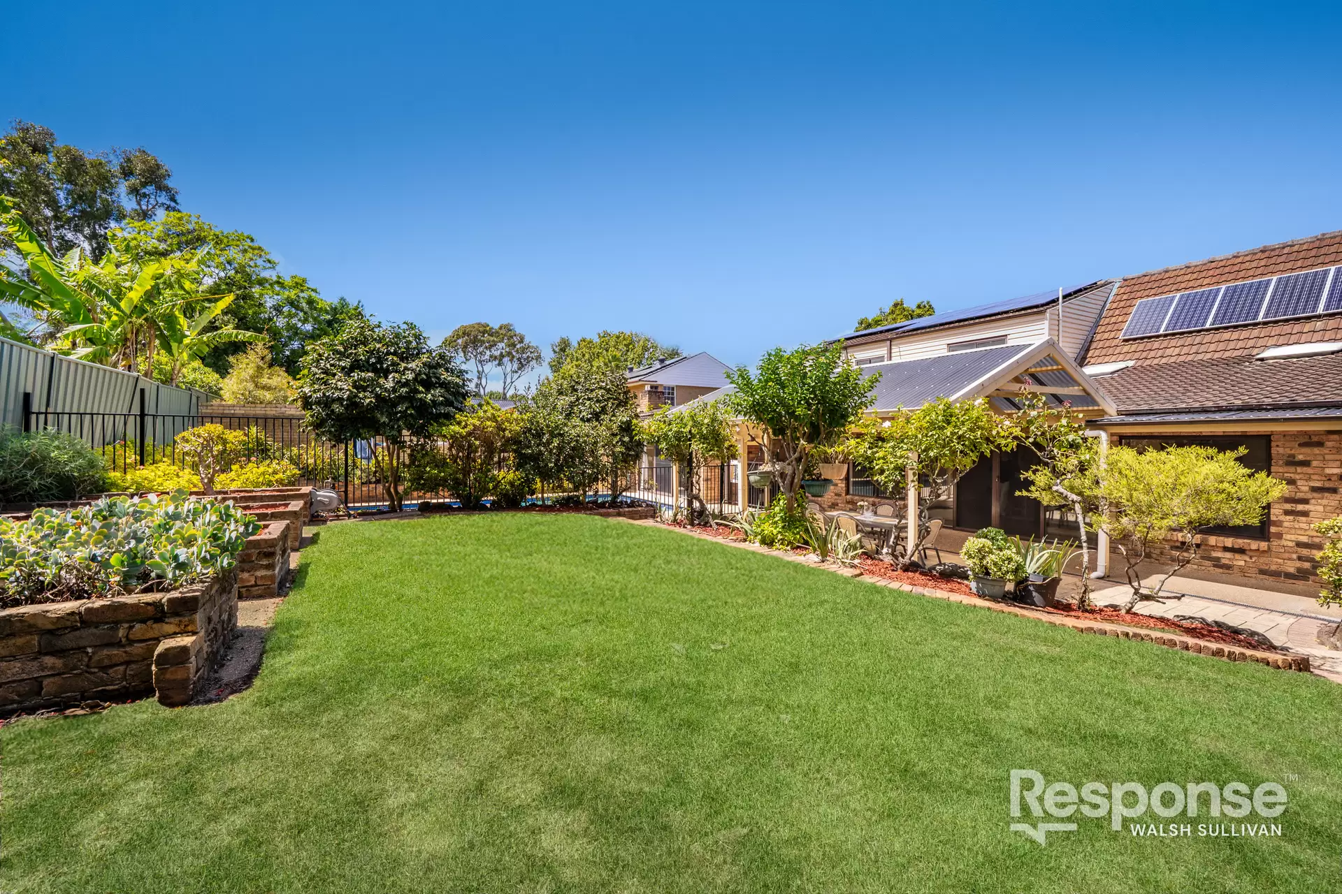 8 Brushford Avenue, Castle Hill Sold by ResponseRE Walsh Sullivan Northmead - image 1
