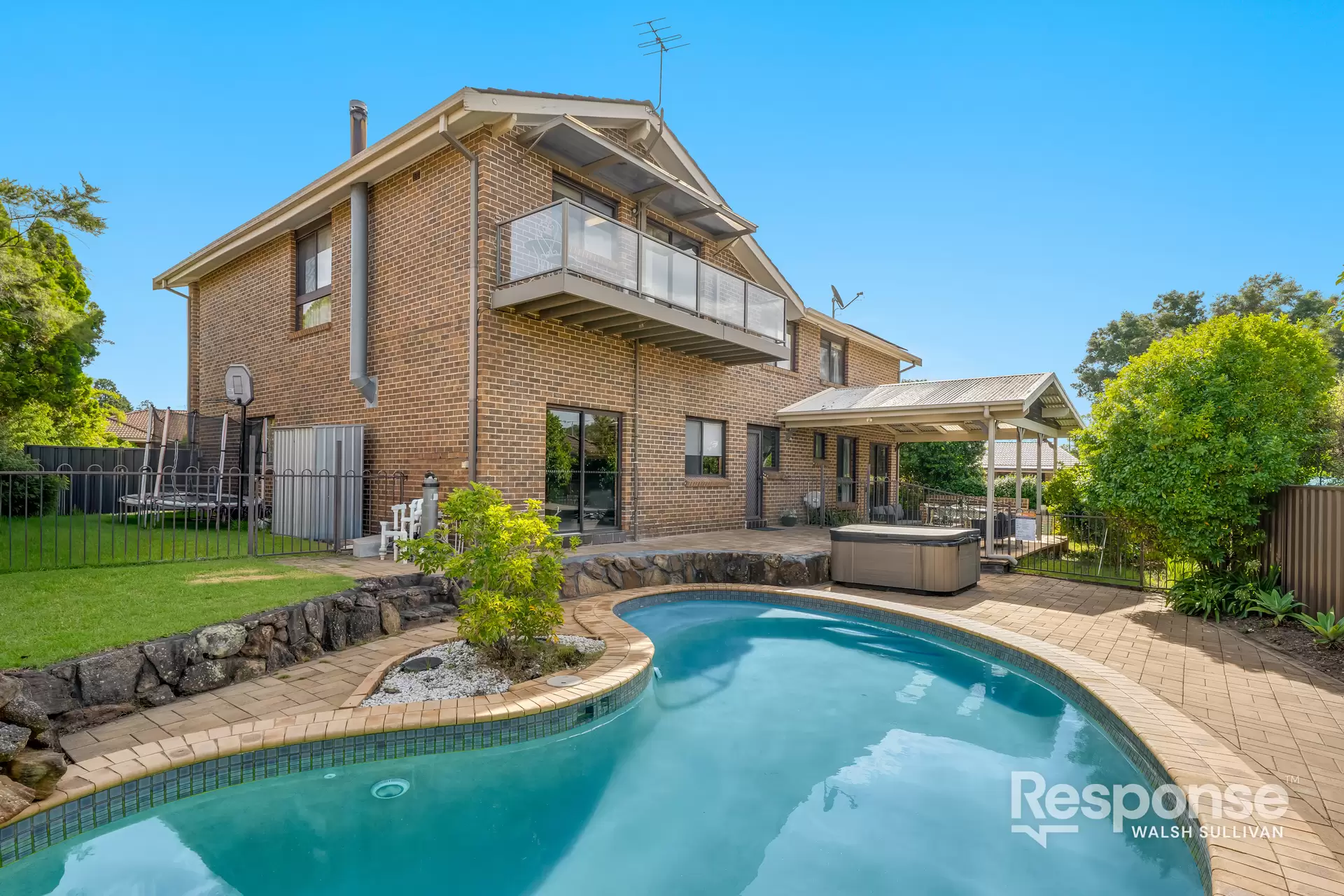 7 Woolisia Place, Baulkham Hills Sold by ResponseRE Walsh Sullivan Northmead - image 1