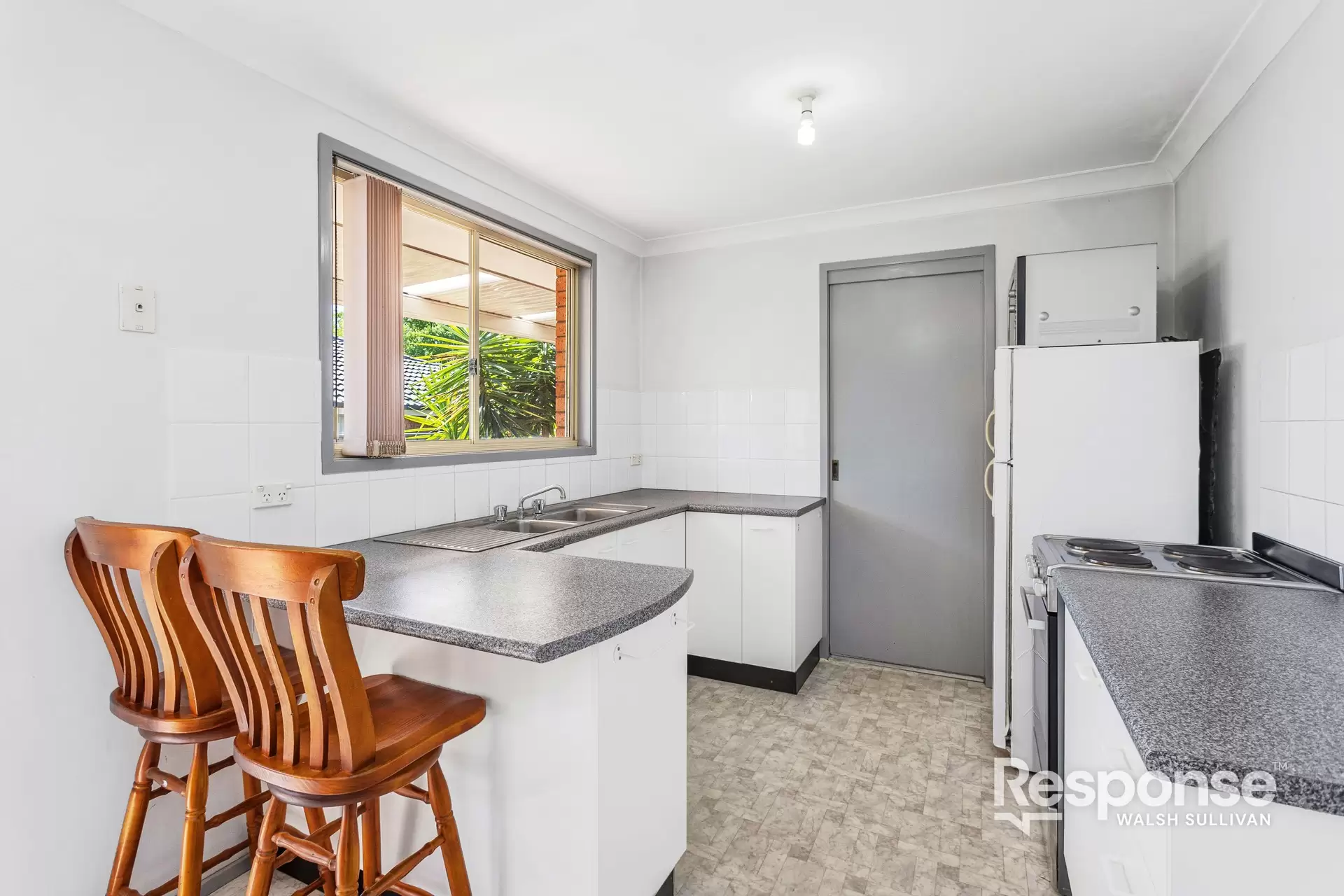 8 Osbert Place, Acacia Gardens Sold by ResponseRE Walsh Sullivan Northmead - image 1