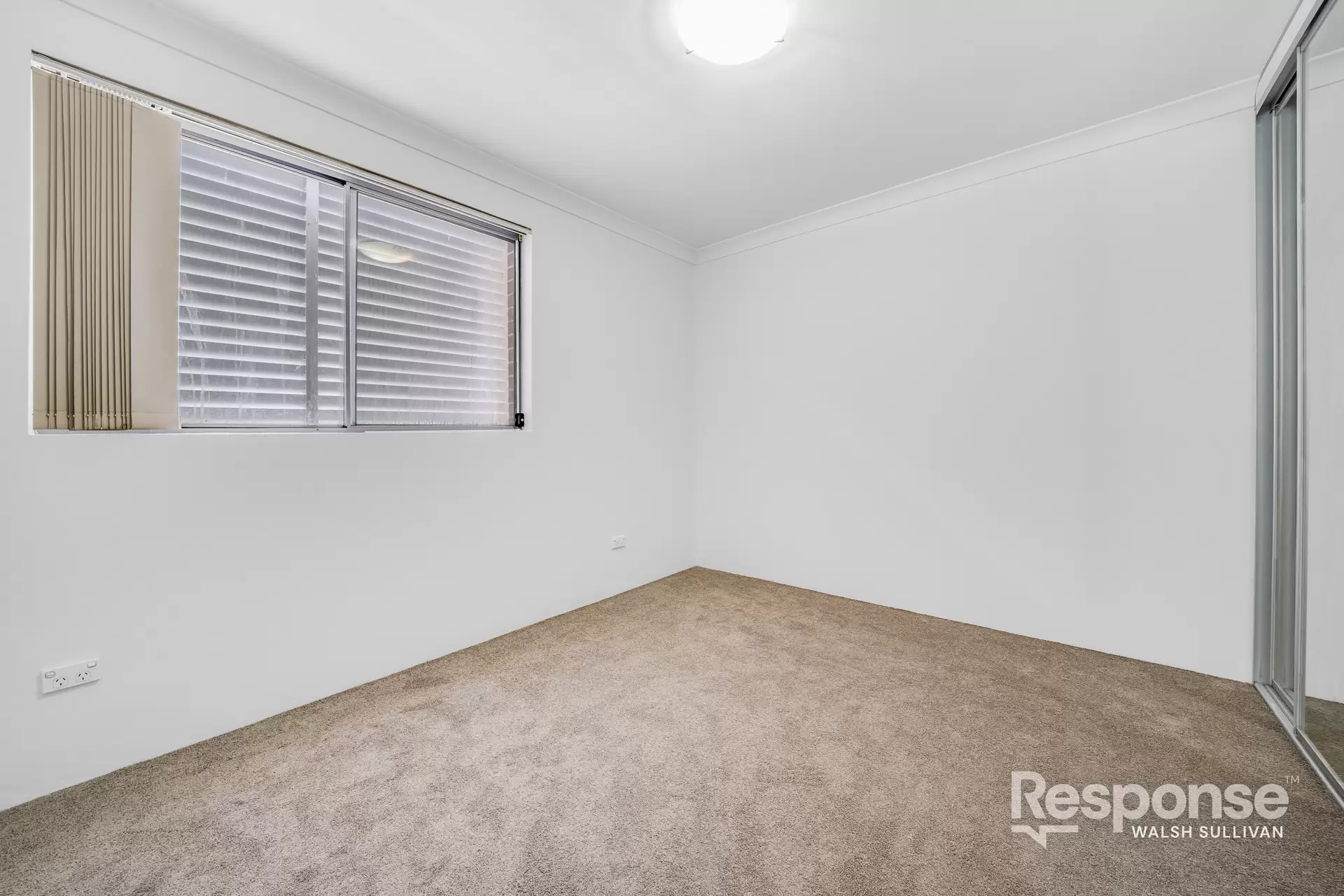 8/8-10 Darcy Road, Westmead Sold by ResponseRE Walsh Sullivan Baulkham Hills - image 1
