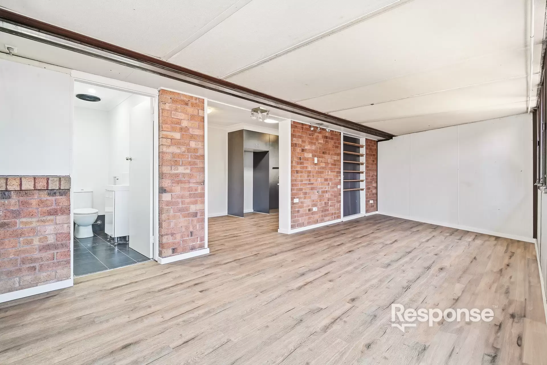 25 Madigan Drive, Werrington County Sold by ResponseRE - image 1
