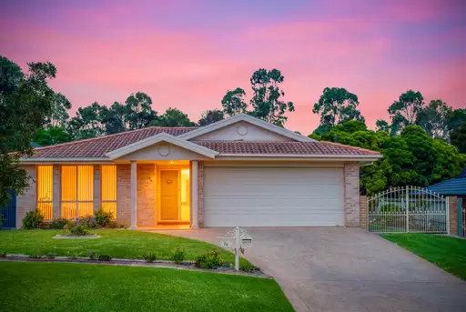 26 Knightsbridge Avenue, Glenwood Sold by ResponseRE
