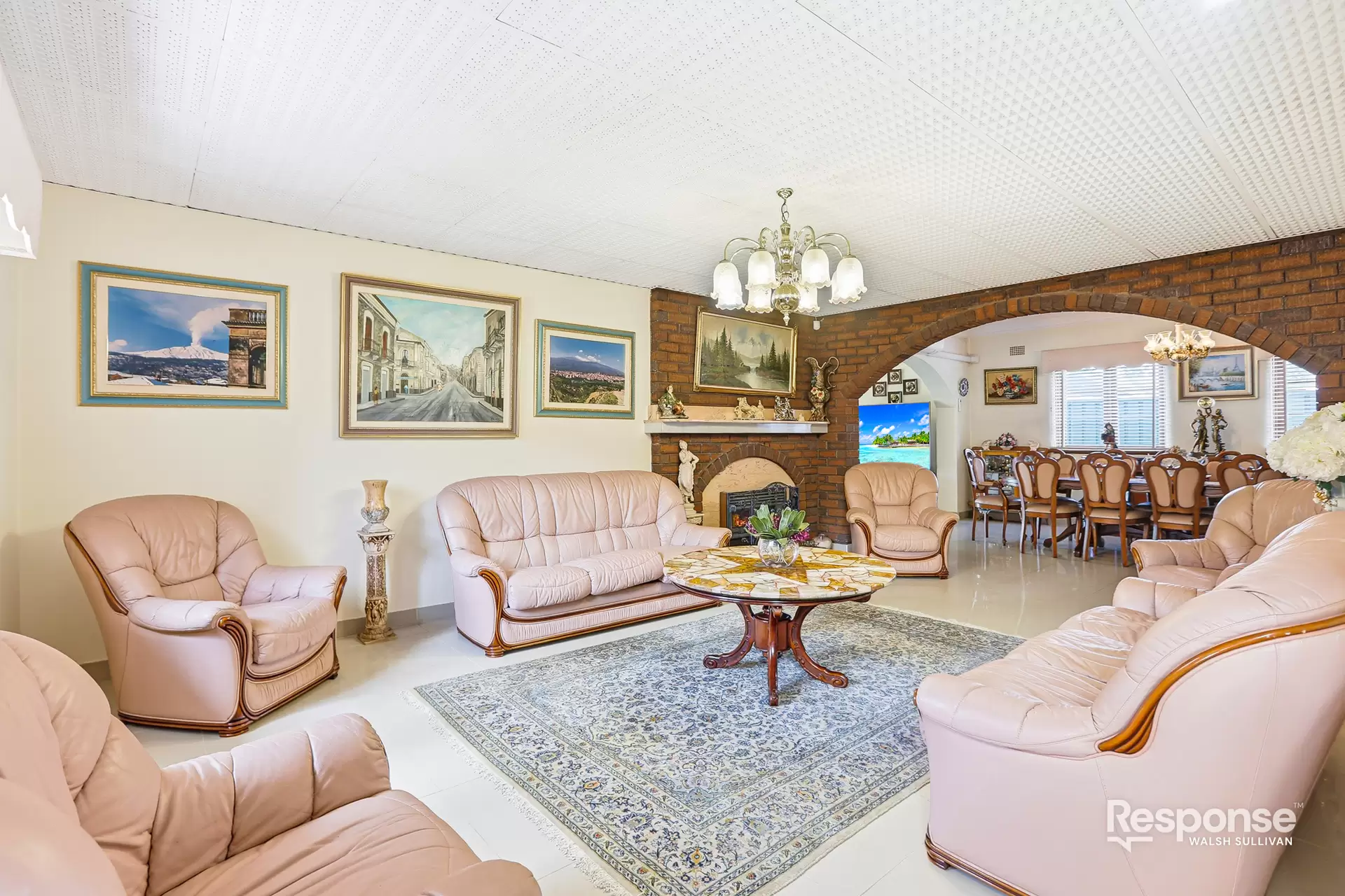 191 Caroline Chisholm Drive, Winston Hills Sold by ResponseRE - image 1