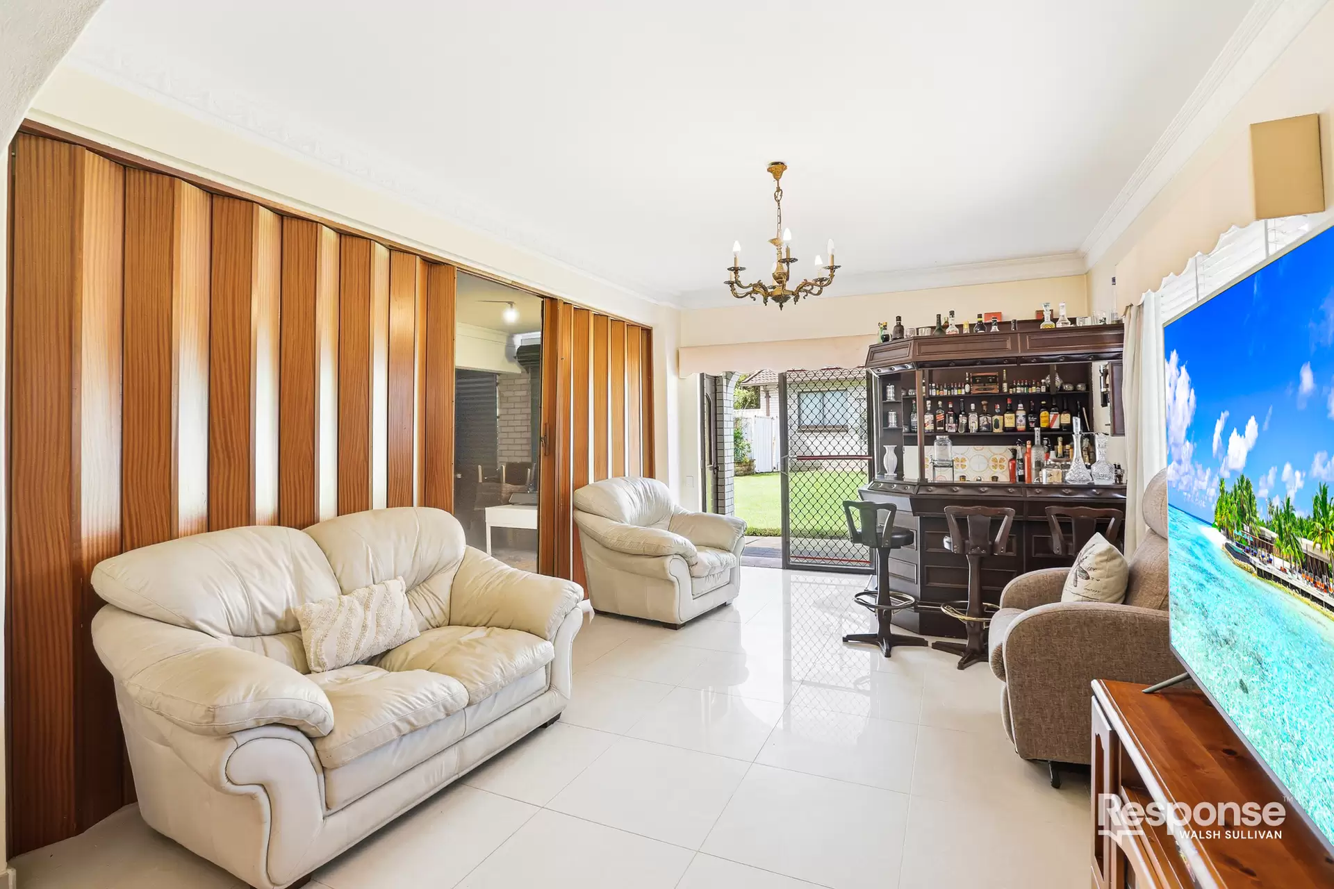 191 Caroline Chisholm Drive, Winston Hills Sold by ResponseRE - image 1