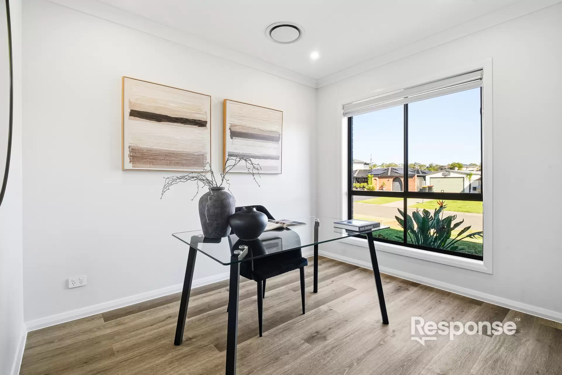 5 Pioneer Grove, Werrington Downs Sold by ResponseRE - image 1