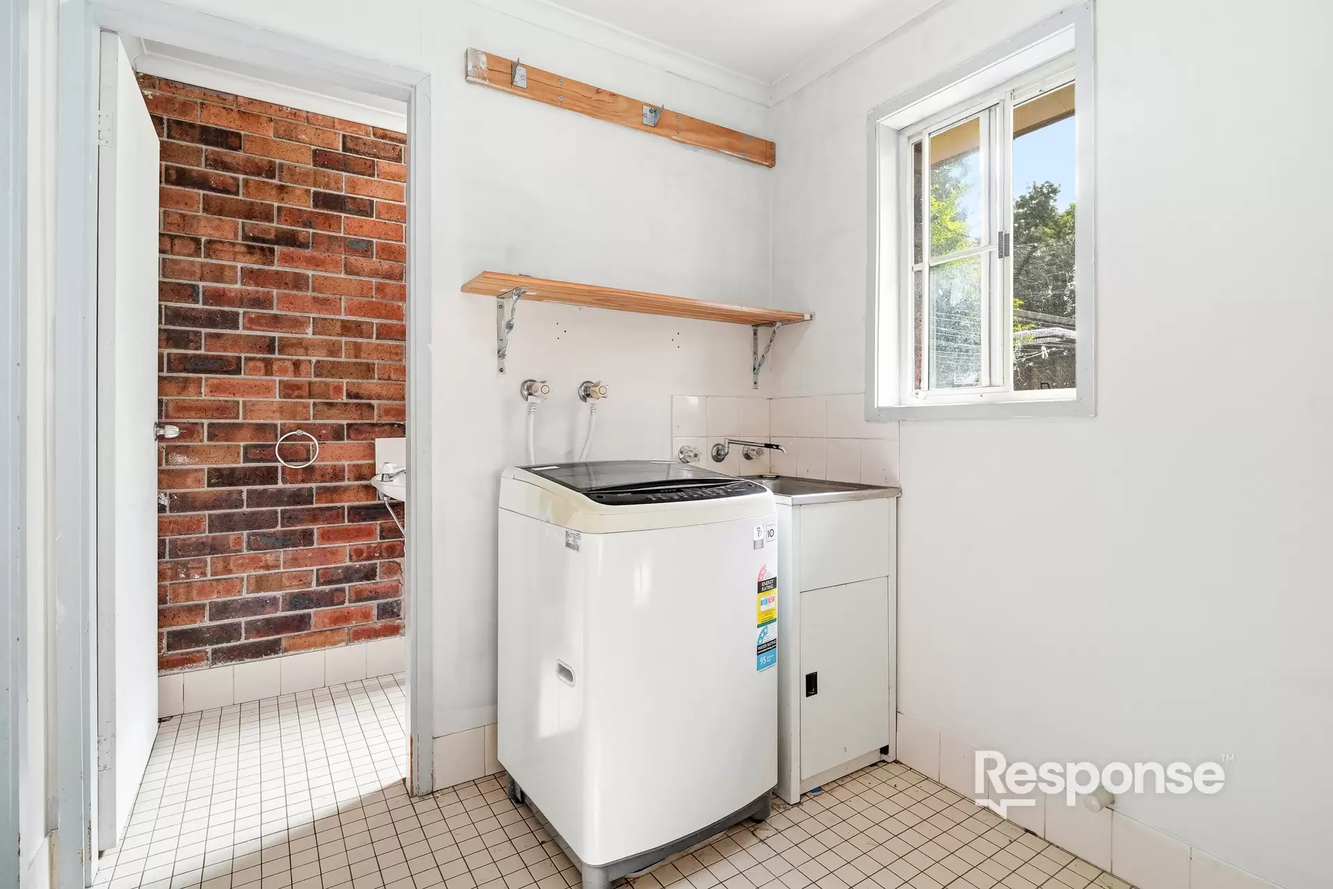4/57-59 King Street, Penrith Sold by Response Real Estate Penrith - image 1