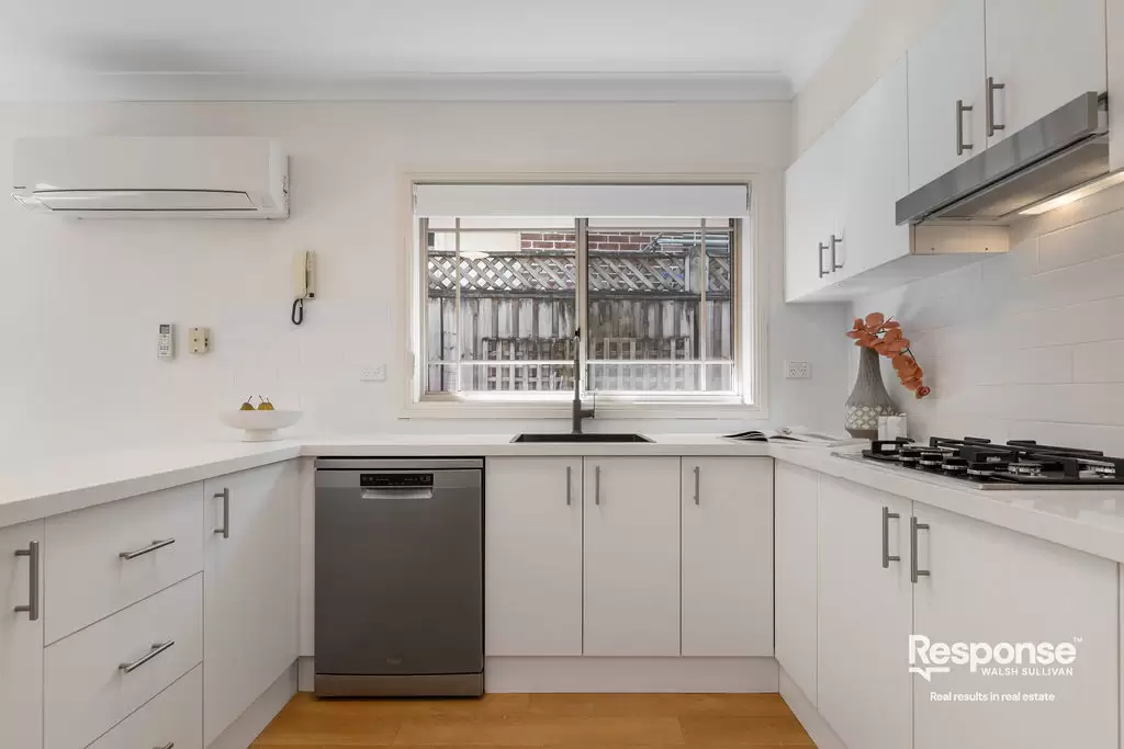 11 Caversham Court, Cherrybrook Sold by ResponseRE Walsh Sullivan Baulkham Hills - image 1