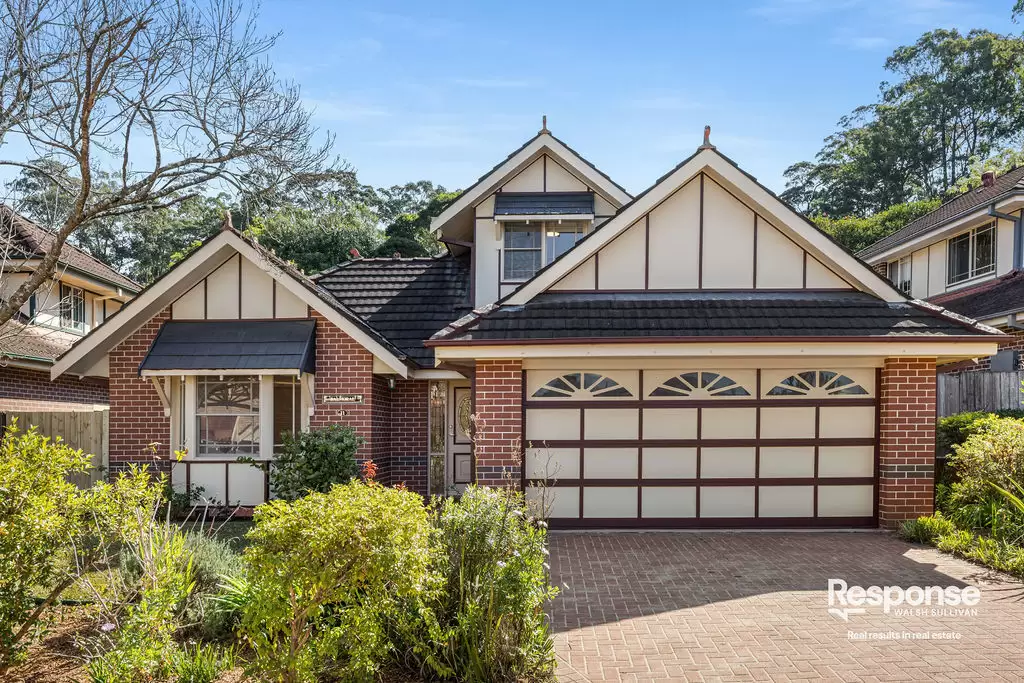 11 Caversham Court, Cherrybrook Sold by ResponseRE Walsh Sullivan Baulkham Hills - image 1