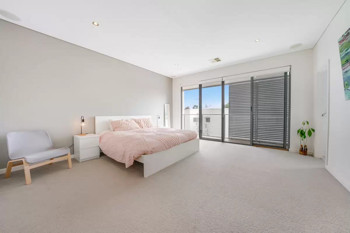 34 Solent Circuit, Norwest For Sale by ResponseRE Norwest - image 1