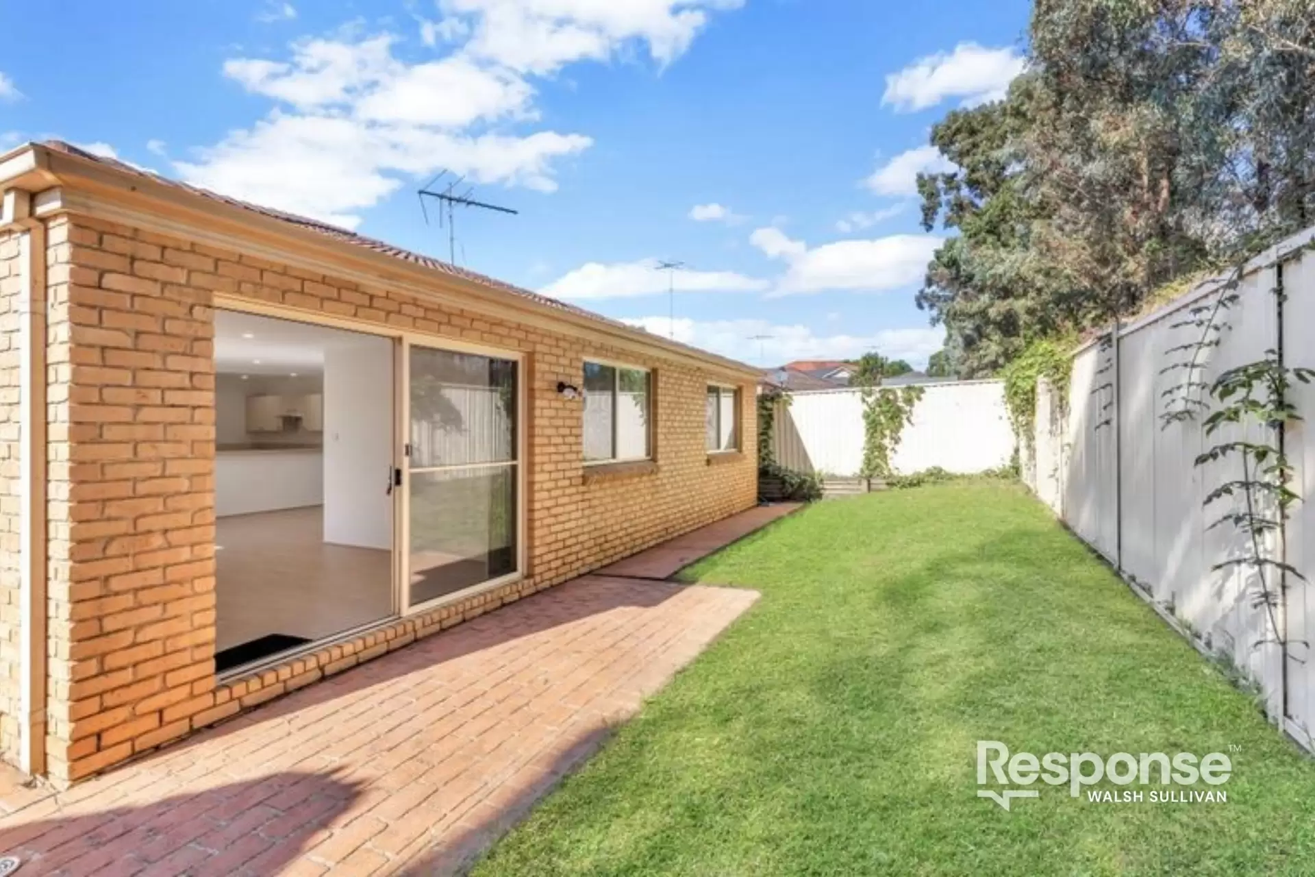 1 Mazari Grove, Stanhope Gardens For Lease by ResponseRE - image 1