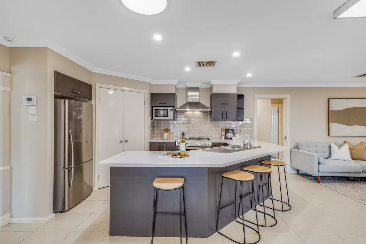 4 Janan Close, Kellyville Sold by ResponseRE Quakers Hill & Bella Vista - image 1