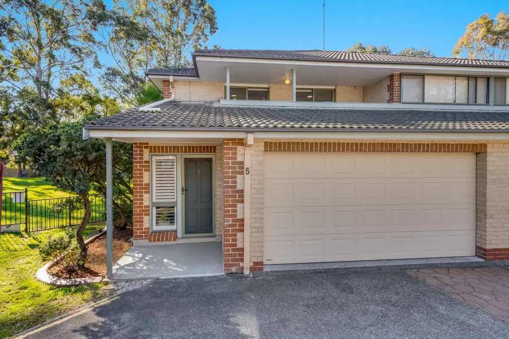 5/13 Watkins Road, Baulkham Hills Auction by ResponseRE
