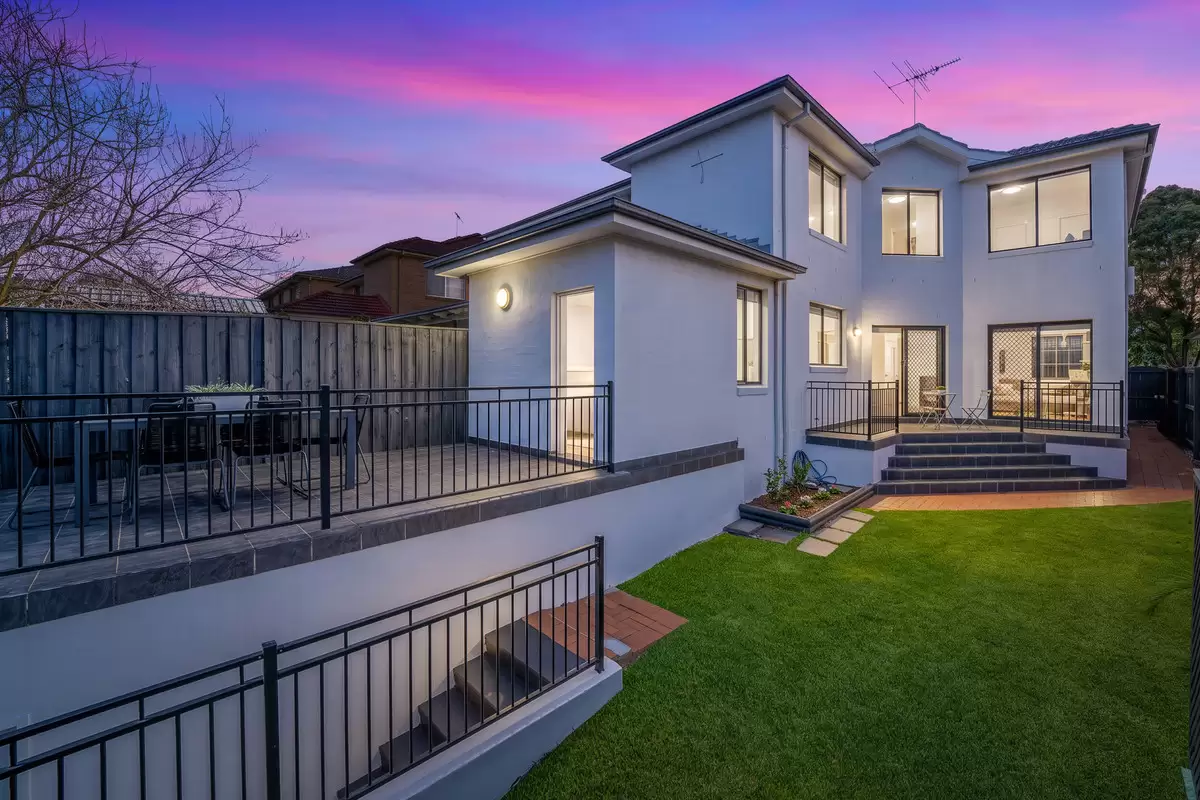 3 Valadon Place, Norwest Sold by ResponseRE - image 1