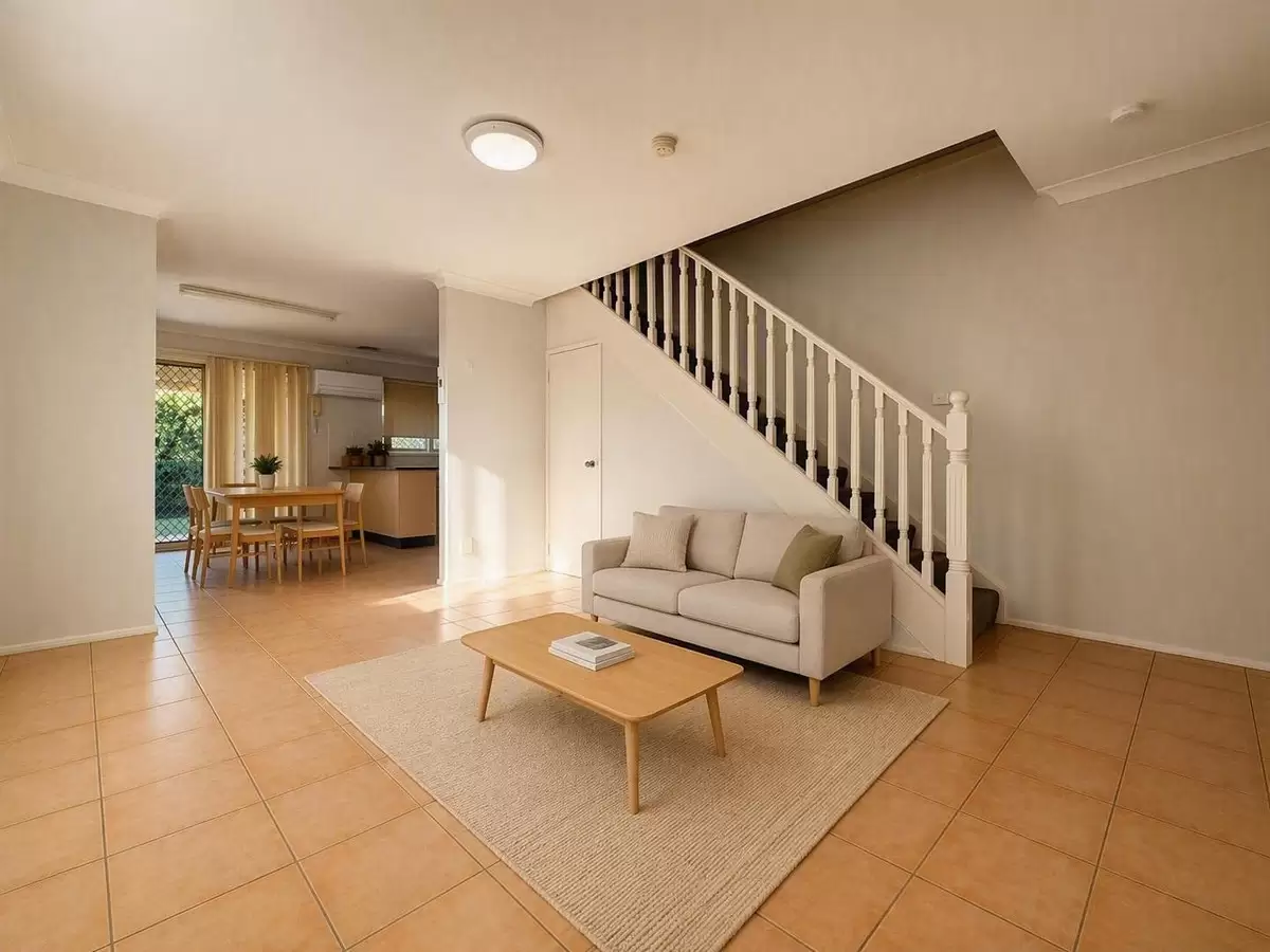 2/213-215 Quakers Road, Quakers Hill Leased by ResponseRE - image 1