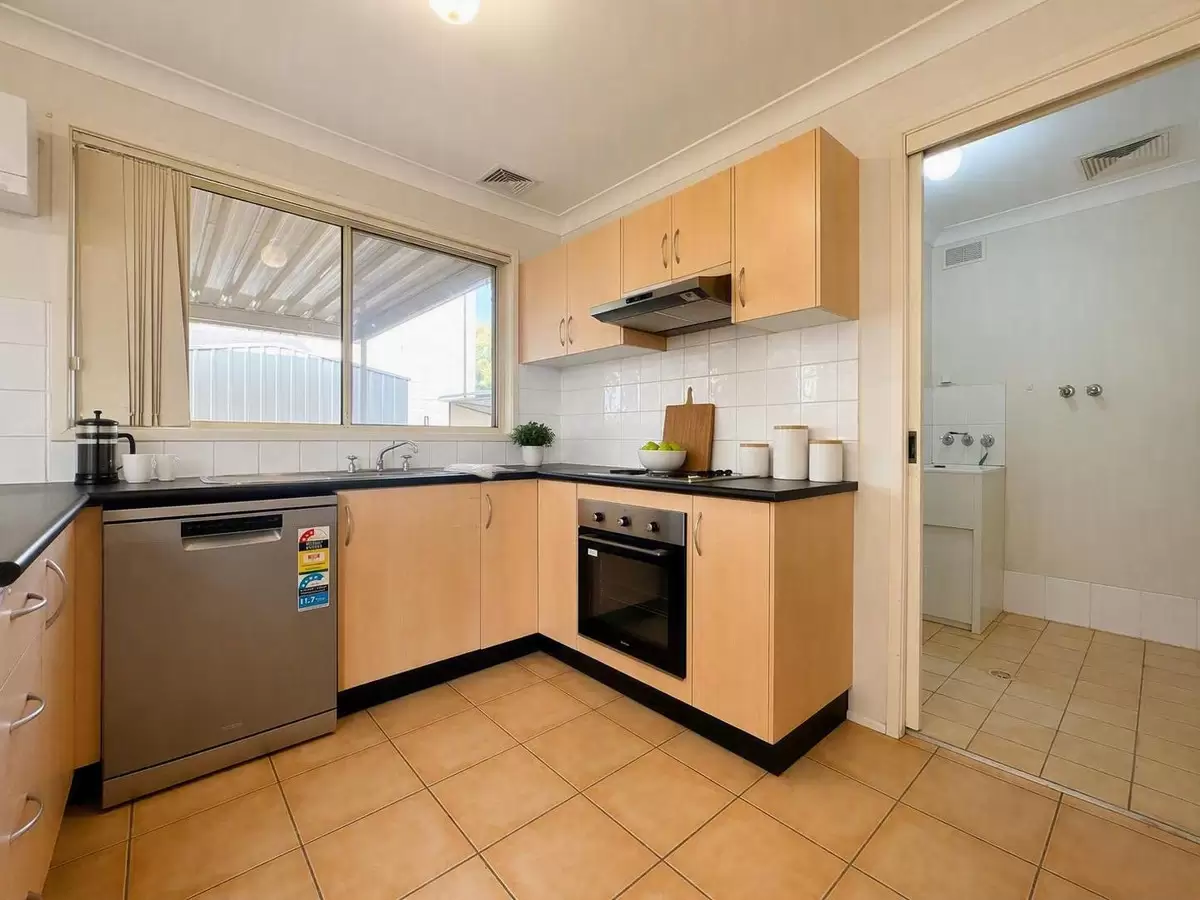 2/213-215 Quakers Road, Quakers Hill Leased by ResponseRE - image 1