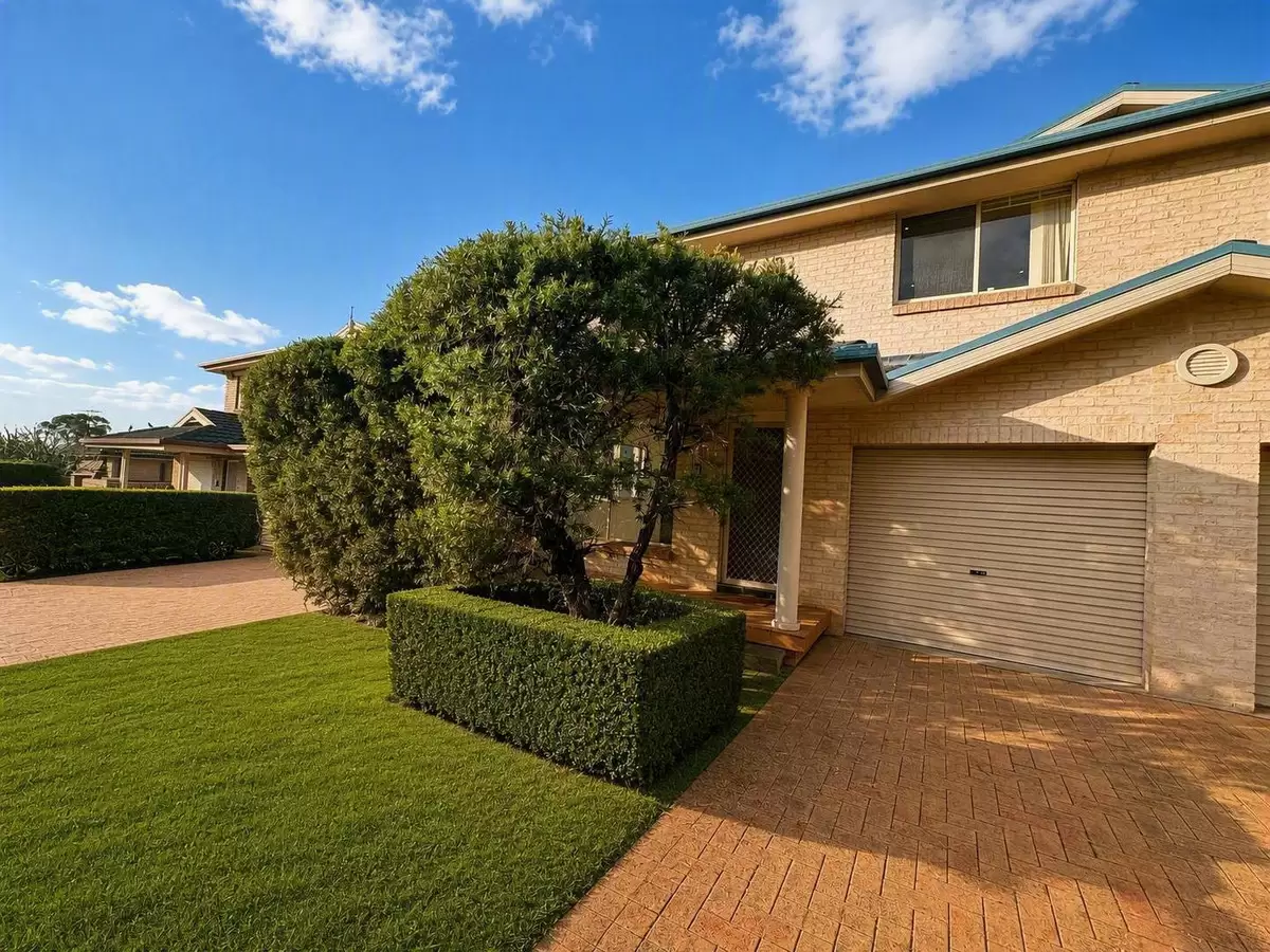 2/213-215 Quakers Road, Quakers Hill Leased by ResponseRE - image 1