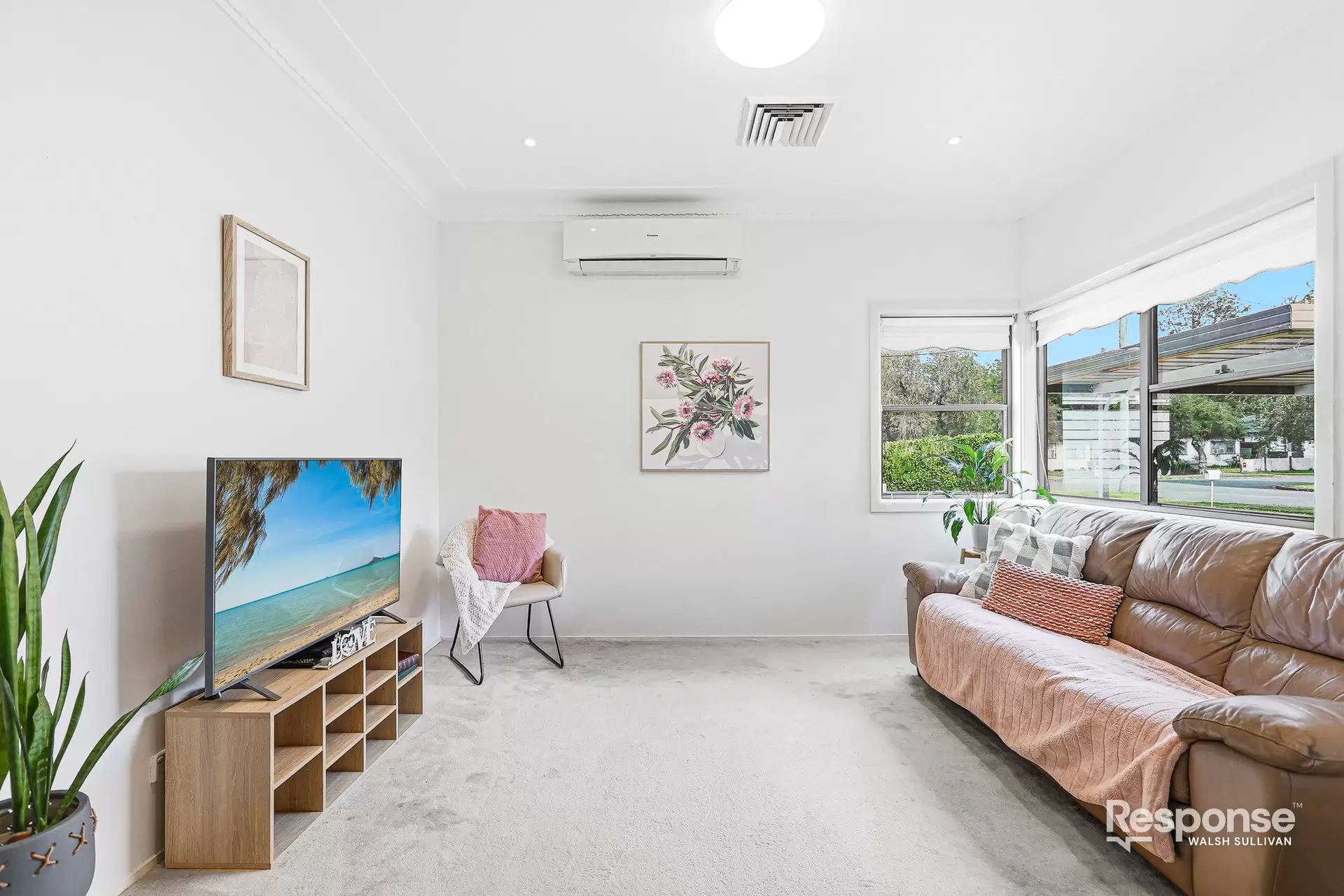28 Moomin Street, Lalor Park Sold by ResponseRE Walsh Sullivan Northmead - image 1
