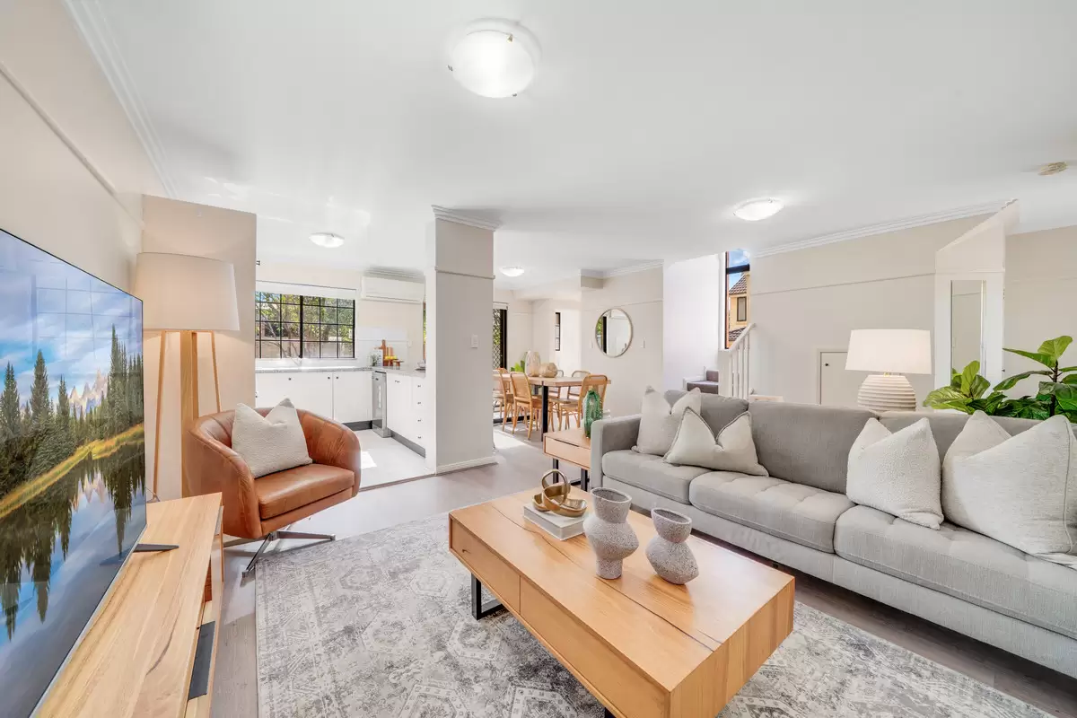 4/4-8 Russell Street, Baulkham Hills For Sale by ResponseRE Norwest - image 1