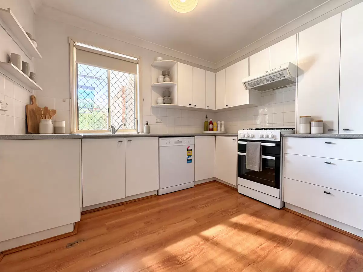 8 Risca Place, Quakers Hill For Lease by ResponseRE - image 1