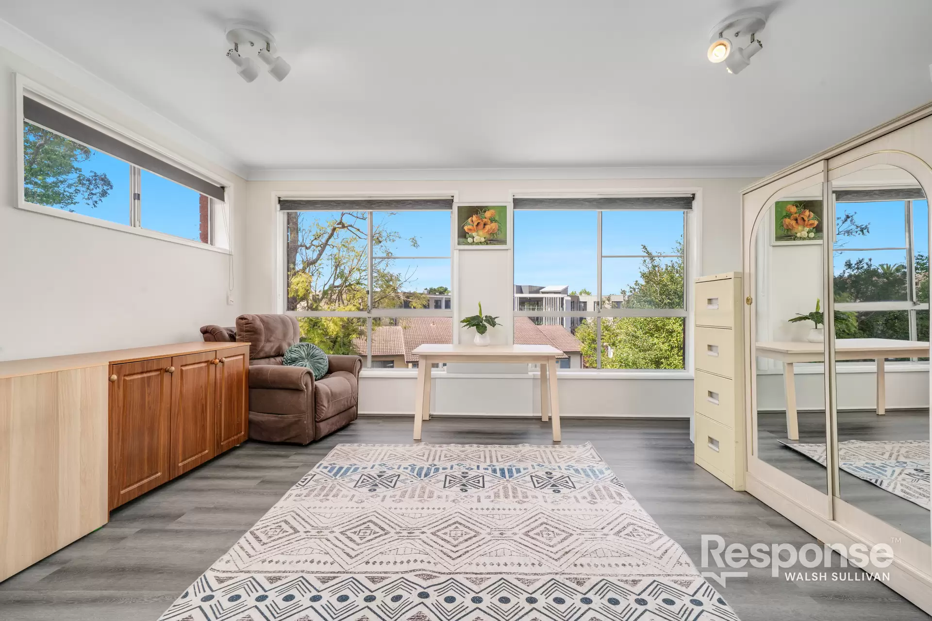 17 Naomi Street, Baulkham Hills Auction by ResponseRE Walsh Sullivan Baulkham Hills - image 1