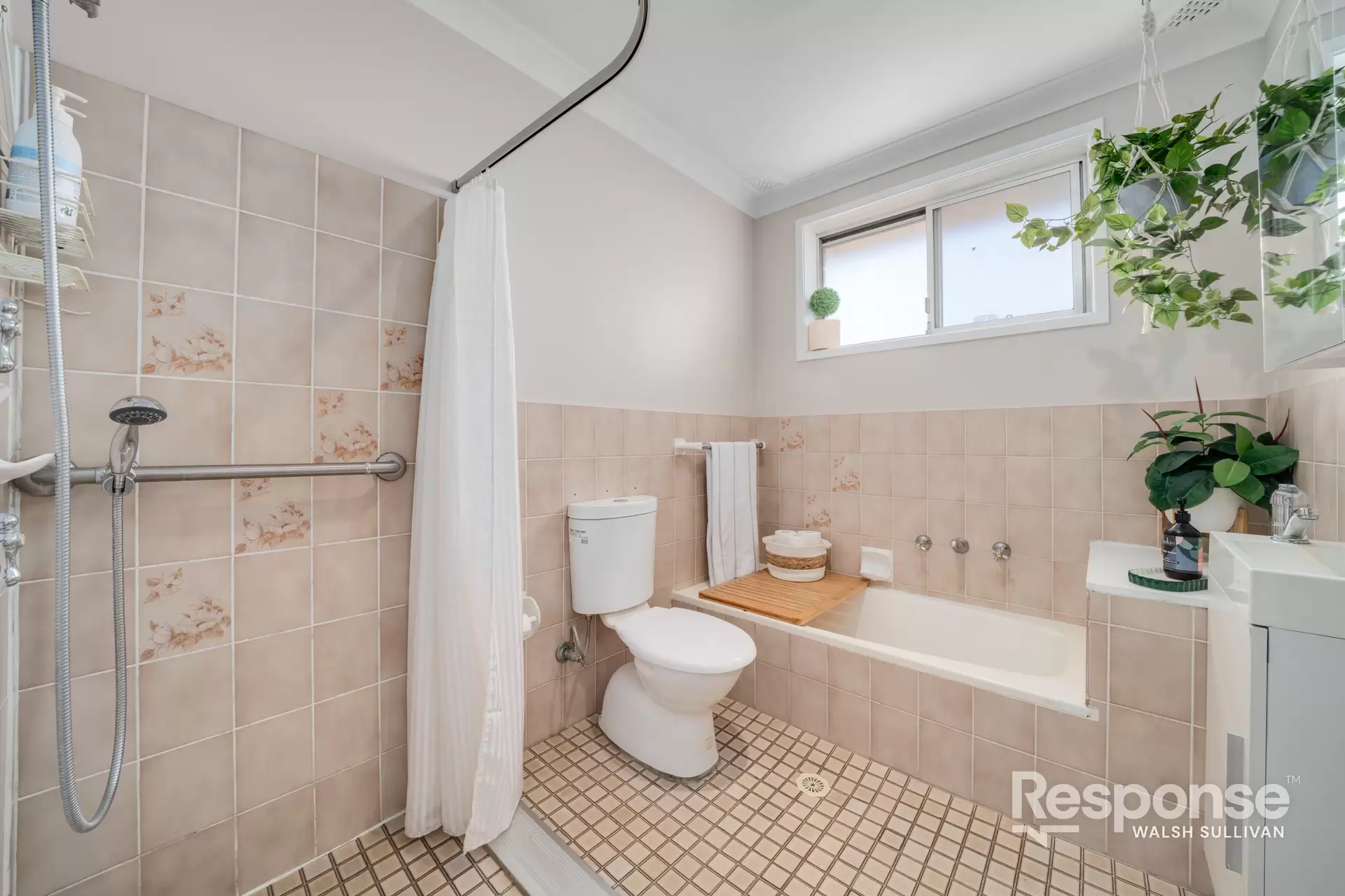 17 Naomi Street, Baulkham Hills Auction by ResponseRE Walsh Sullivan Baulkham Hills - image 1
