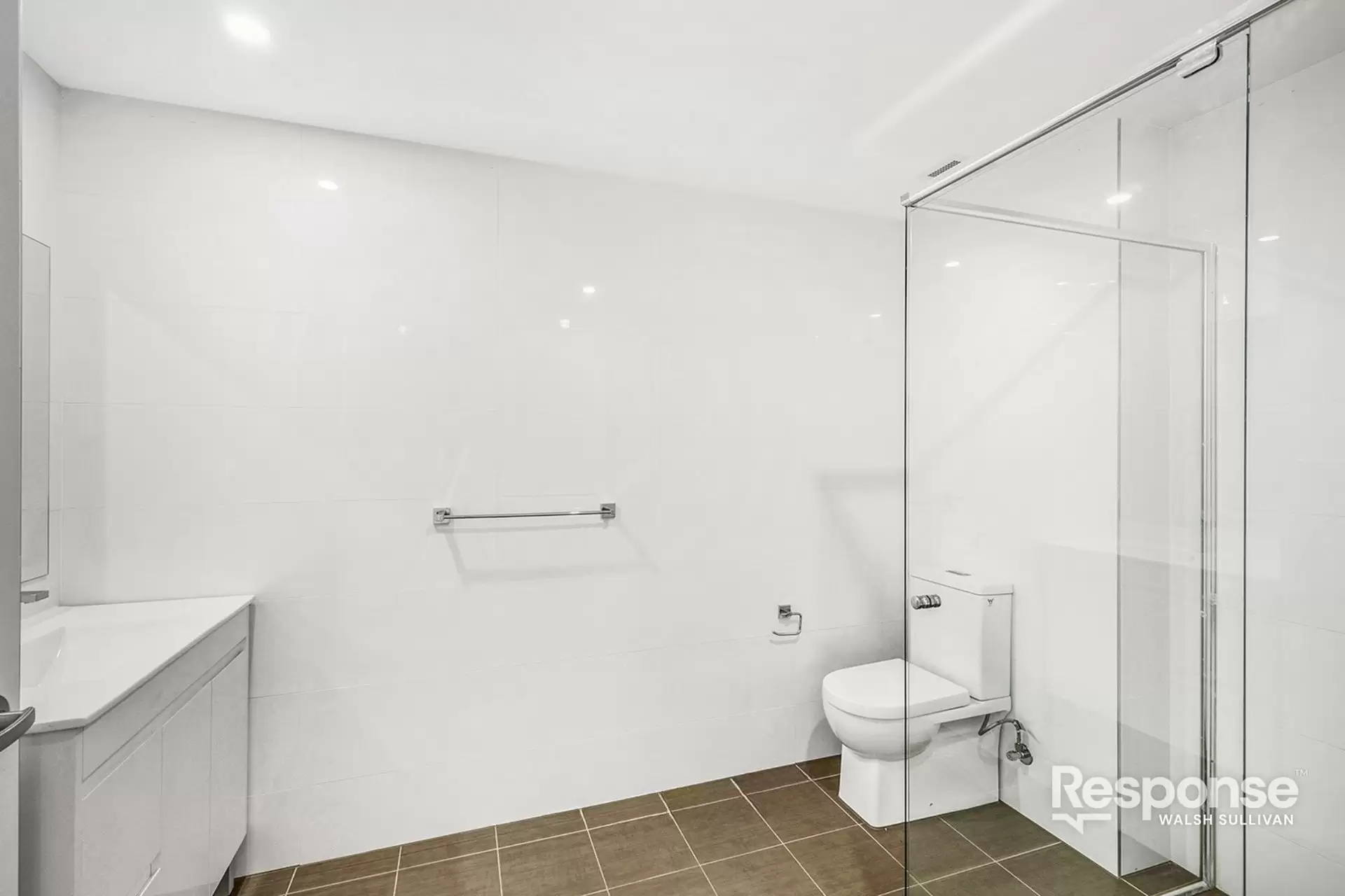 20/11-13 Old Northern Road, Baulkham Hills For Lease by ResponseRE Walsh Sullivan Northmead - image 1