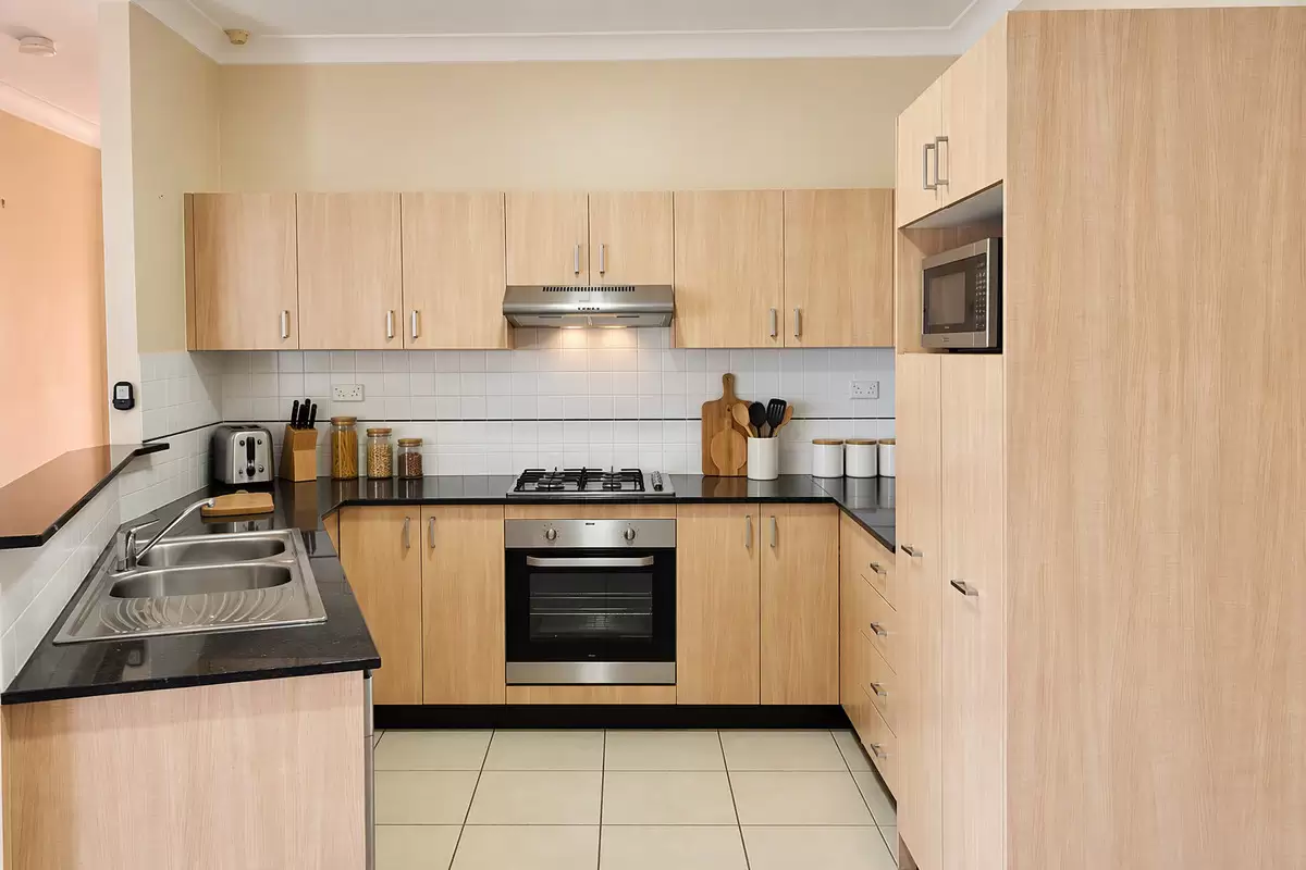 2/8 Woodside Avenue, Blacktown For Lease by ResponseRE Norwest - image 1
