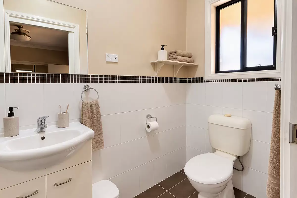 2/8 Woodside Avenue, Blacktown For Lease by ResponseRE Norwest - image 1