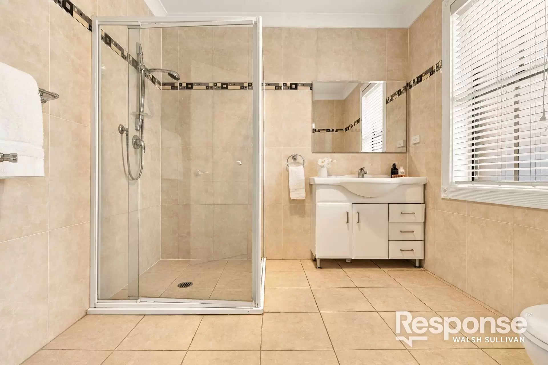 4/342 Old Northern Road, Castle Hill Auction by ResponseRE - image 1