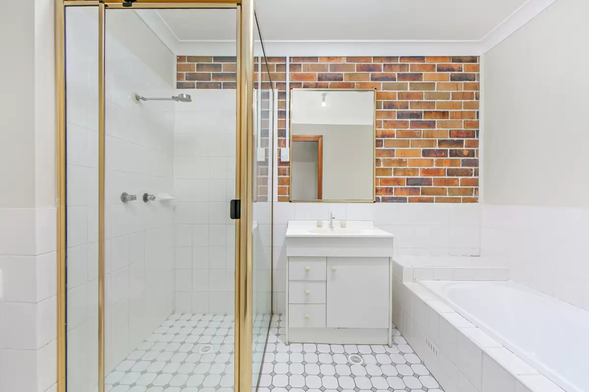 25b Sampson Crescent, Quakers Hill For Lease by ResponseRE Norwest - image 1
