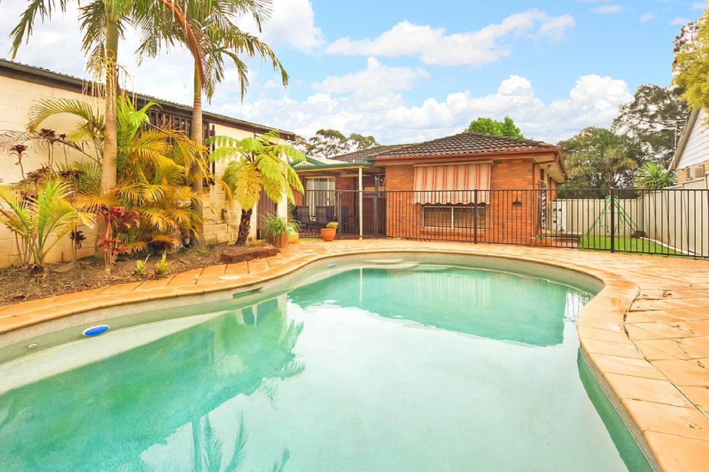 Marayong Sold by ResponseRE Norwest - image 1